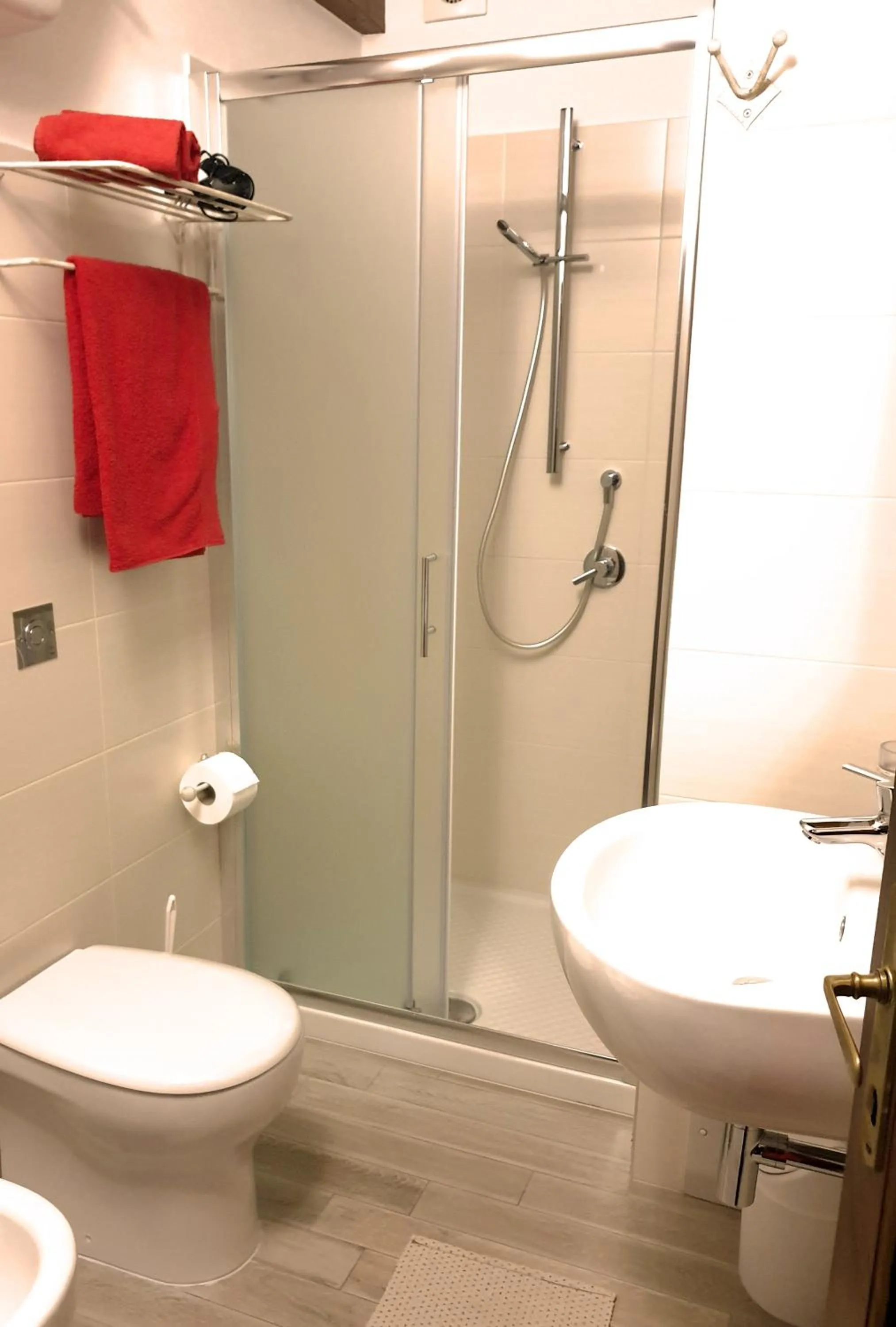 Shower in The Templars Guesthouse