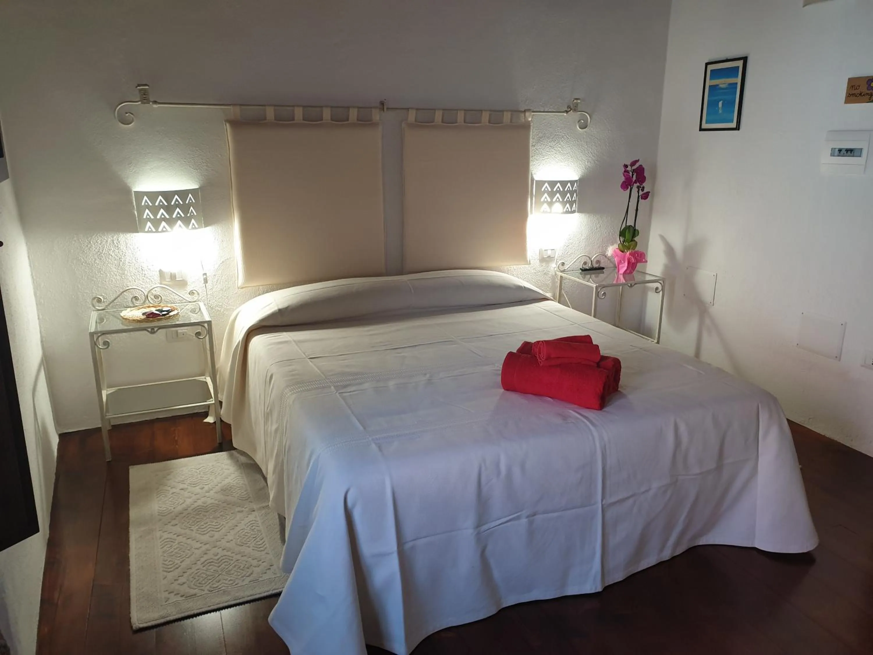 Photo of the whole room, Bed in The Templars Guesthouse