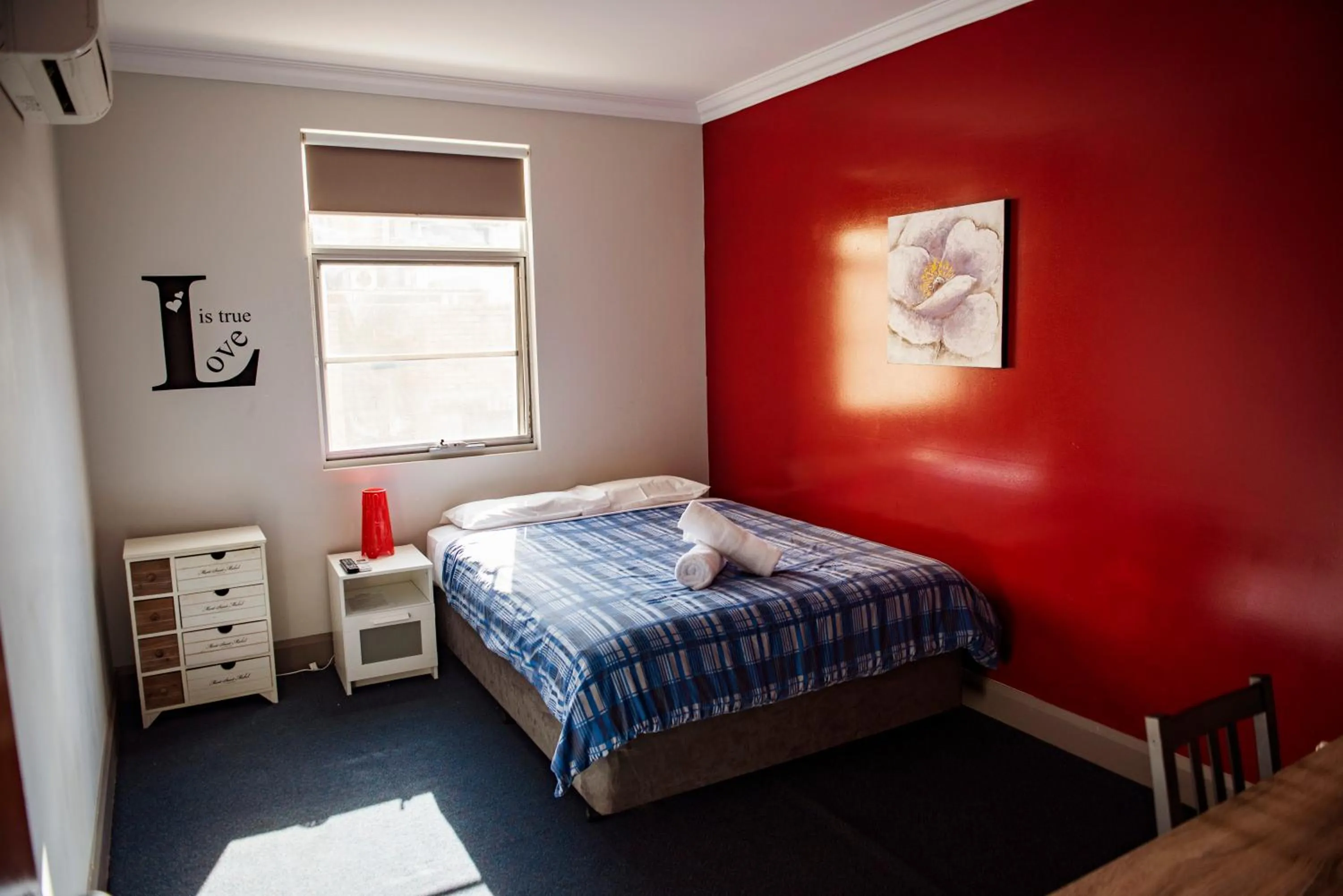 Bed in The Emperors Crown Hostel