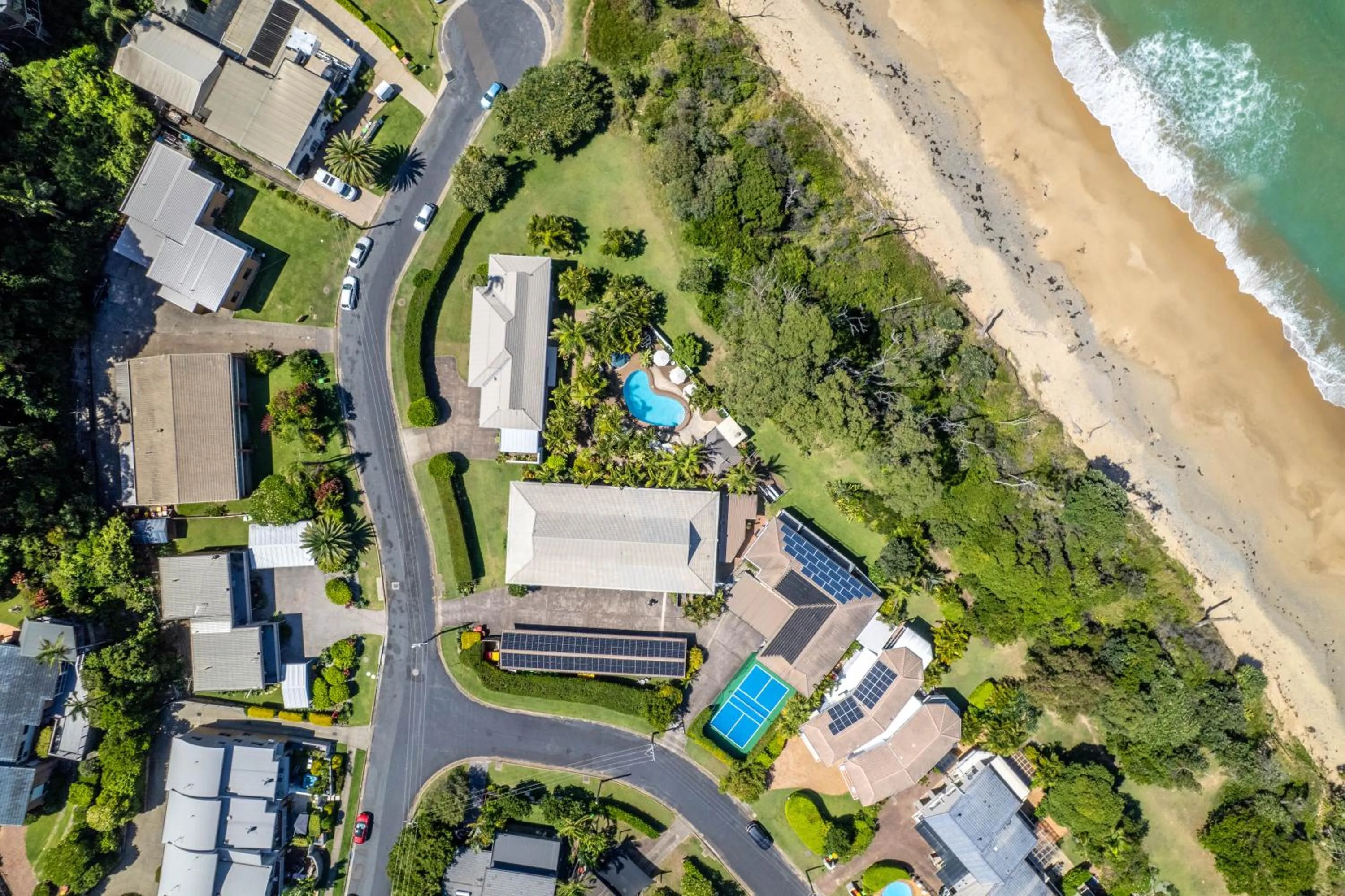 Property building in Smugglers On The Beach
