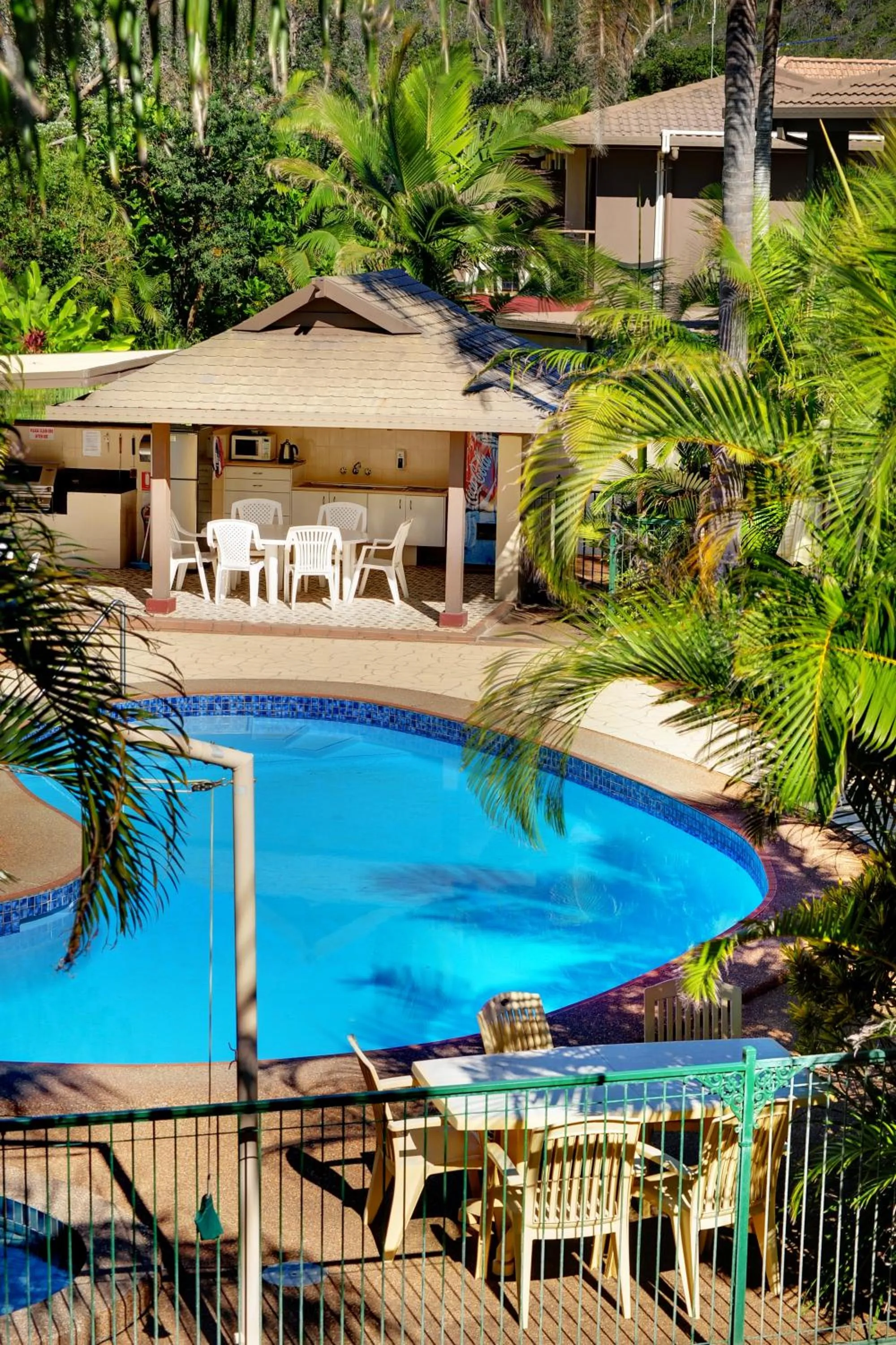 BBQ facilities in Smugglers On The Beach