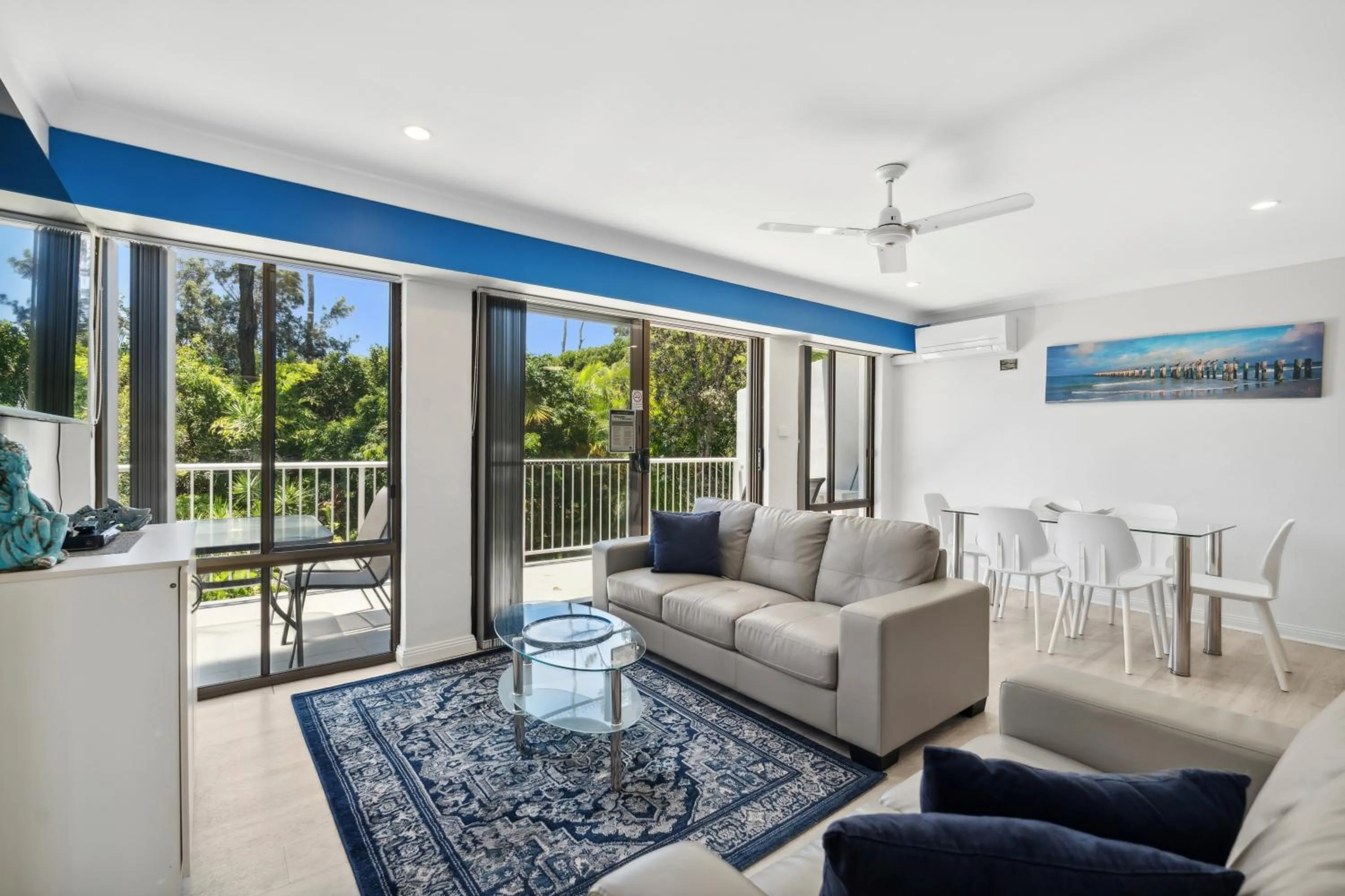 Living room in Smugglers On The Beach