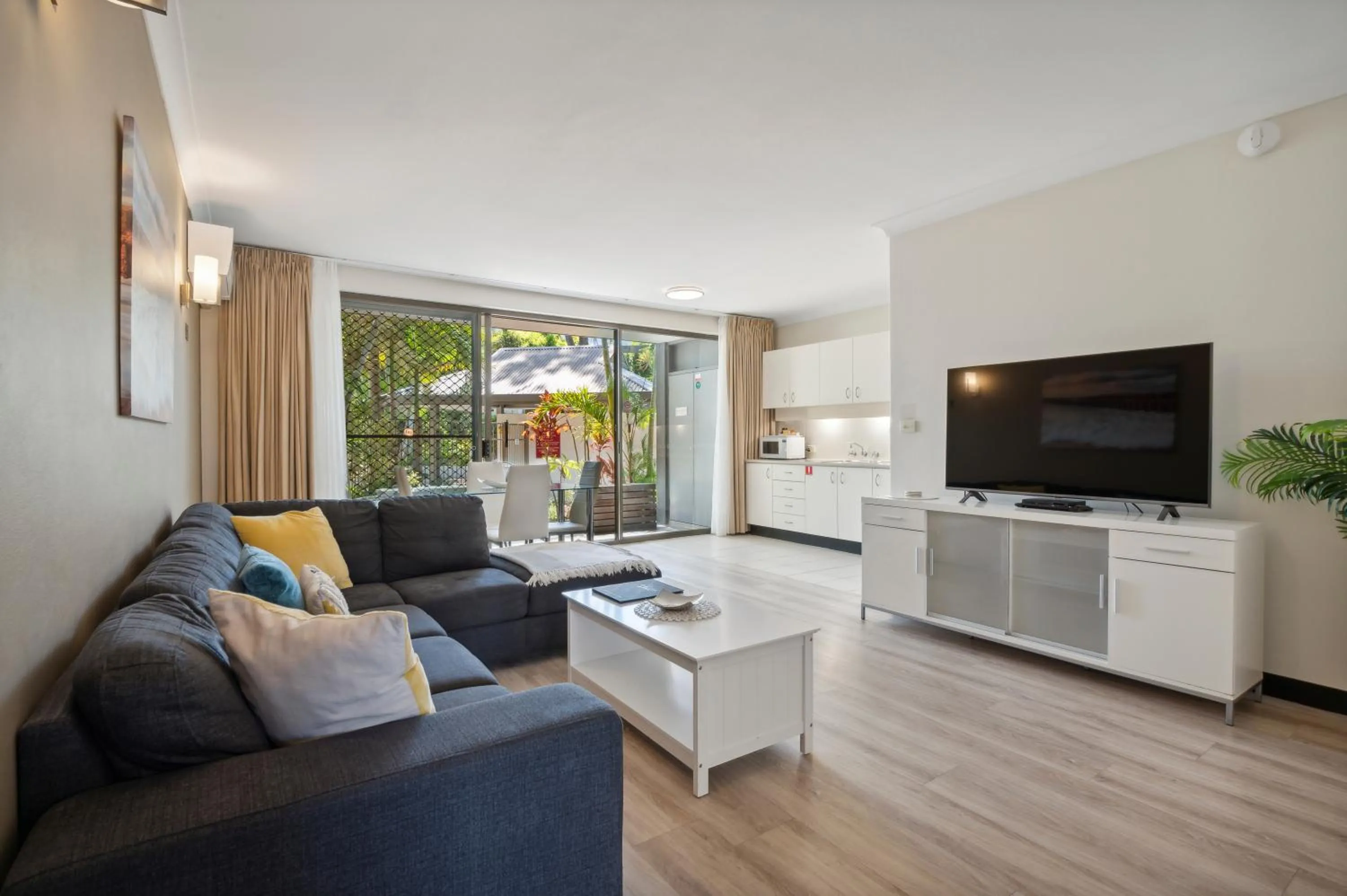 Living room in Smugglers On The Beach