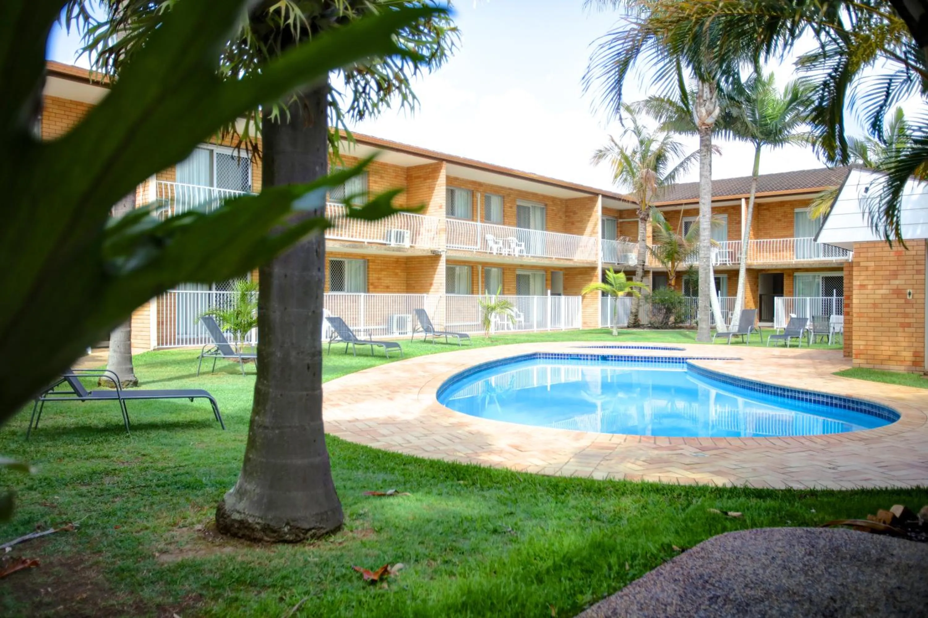 Swimming pool in Beachpark Apartments Coffs Harbour