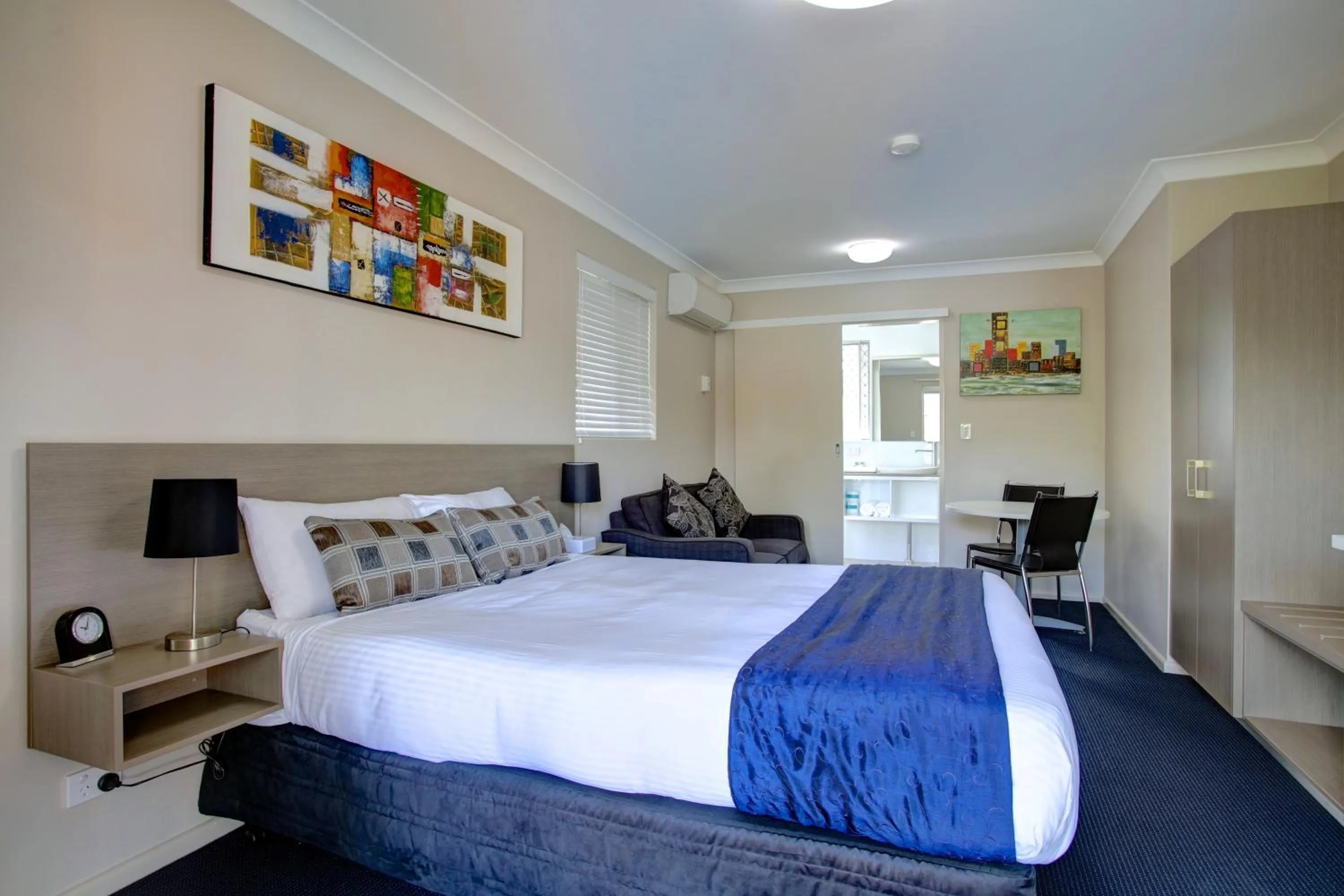 Photo of the whole room, Bed in Beachpark Apartments Coffs Harbour