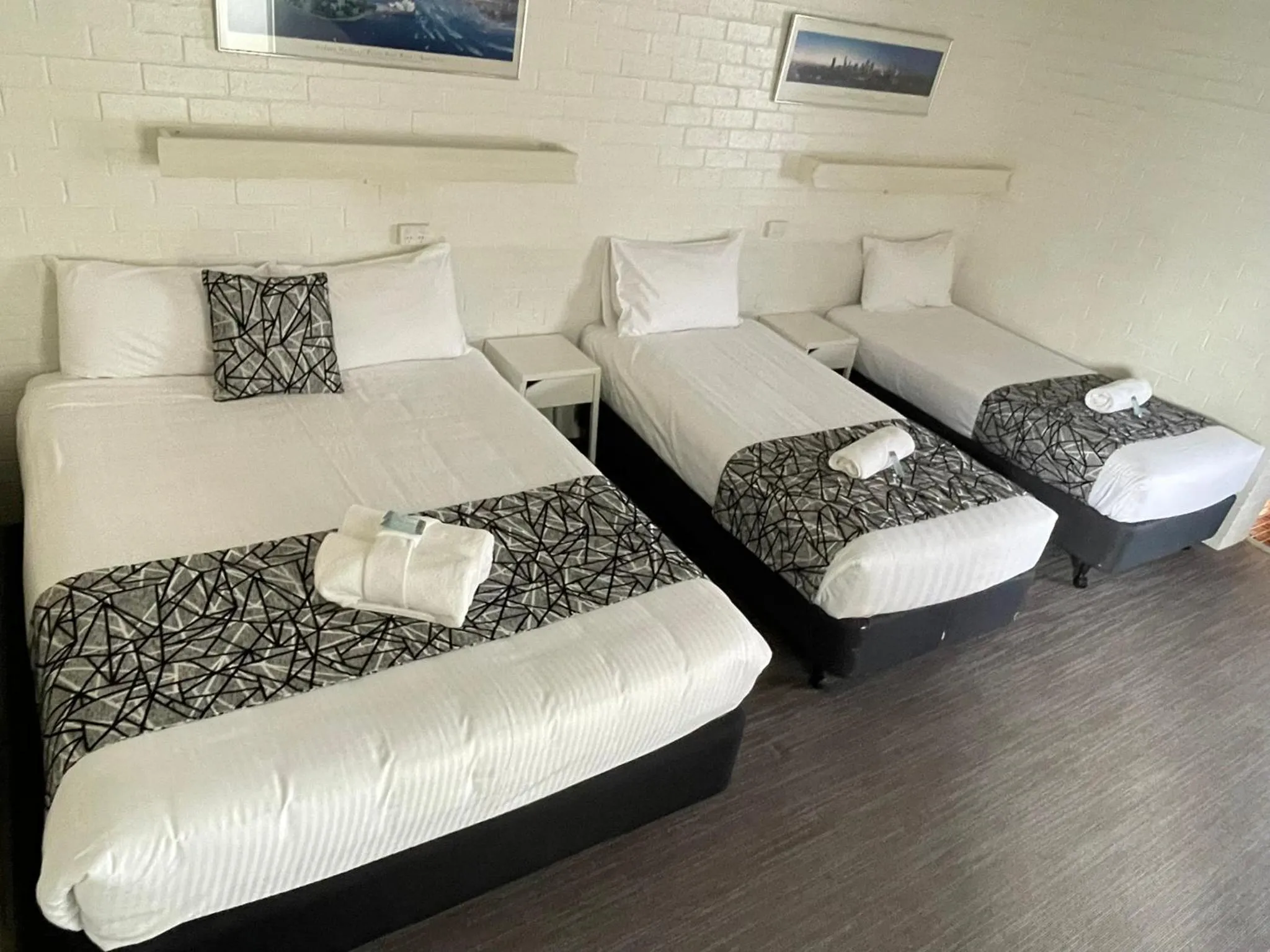 Bed in Coastal Bay Motel