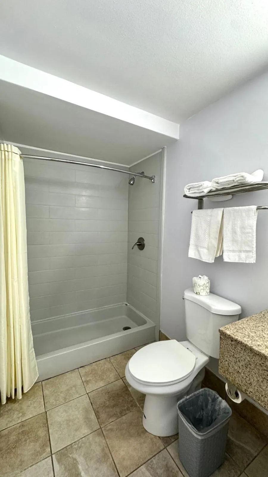 Bathroom in Chisholm's Motor Inn