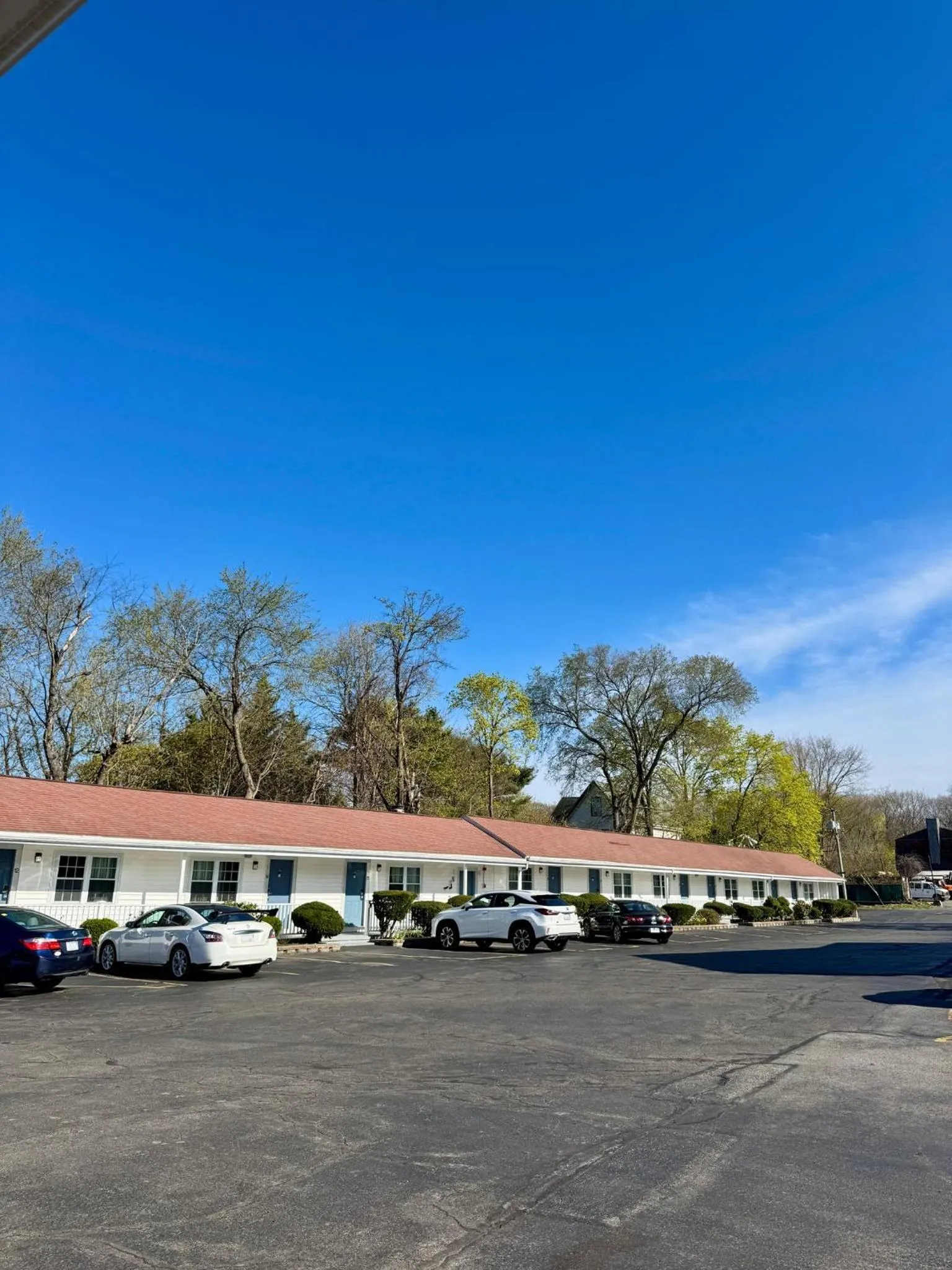Property building in Chisholm's Motor Inn