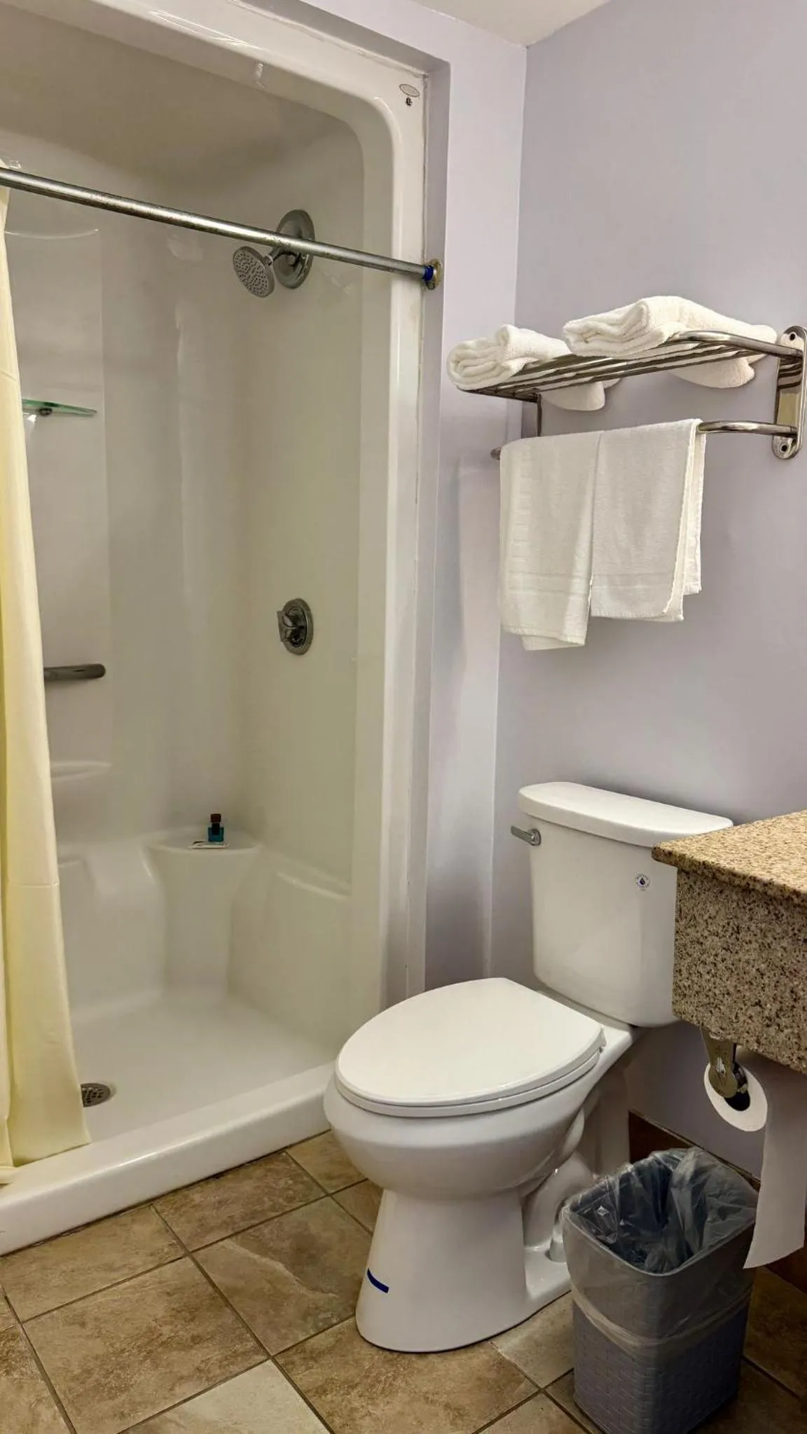 Shower in Chisholm's Motor Inn