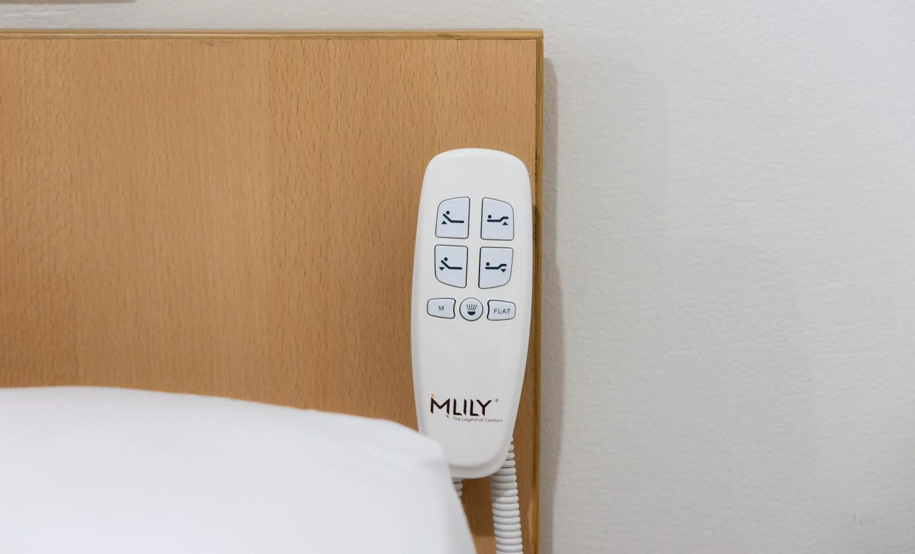 Bed in Aston Hill Motor Lodge