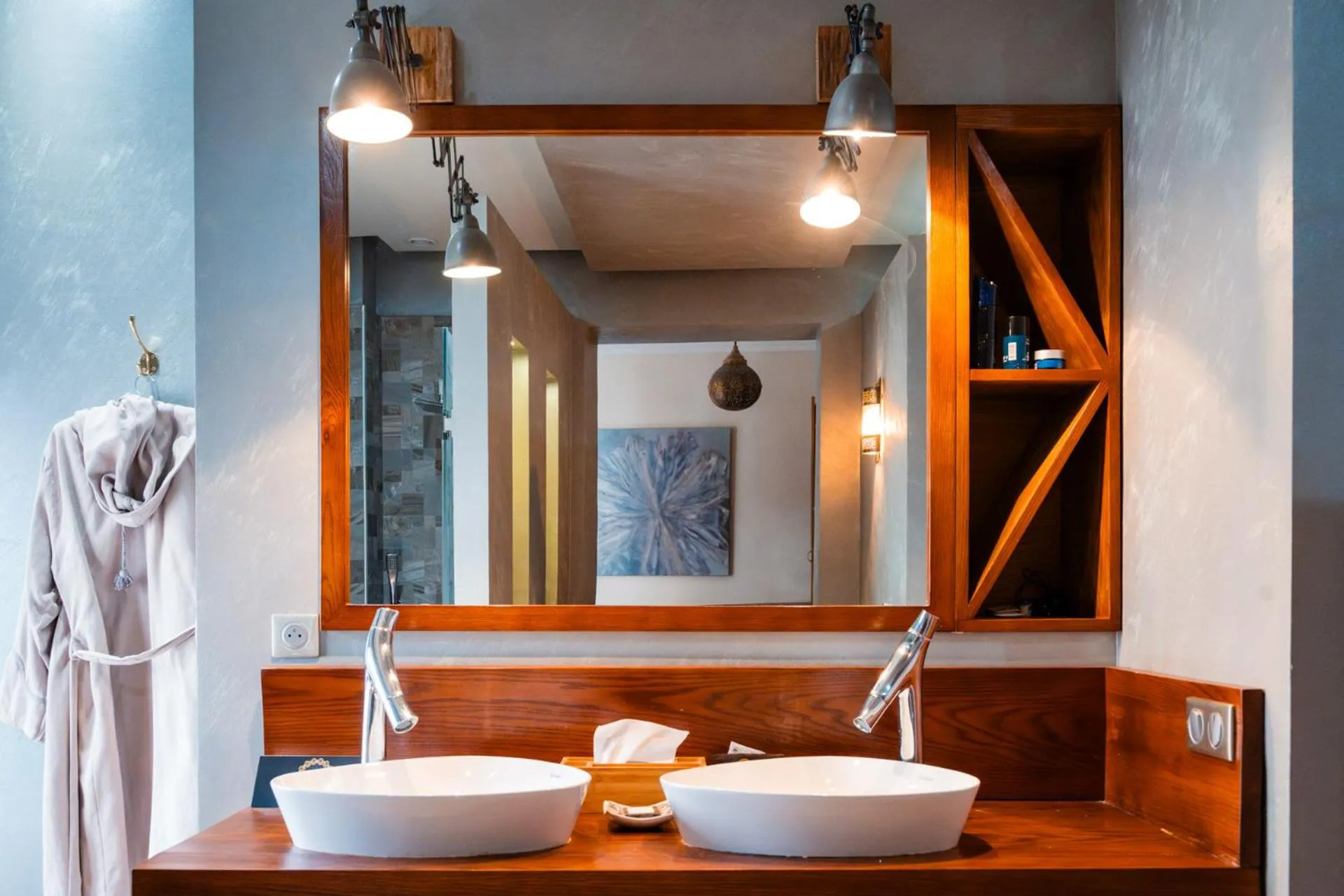 Bathroom in Ysalis Riad Restaurant & Spa