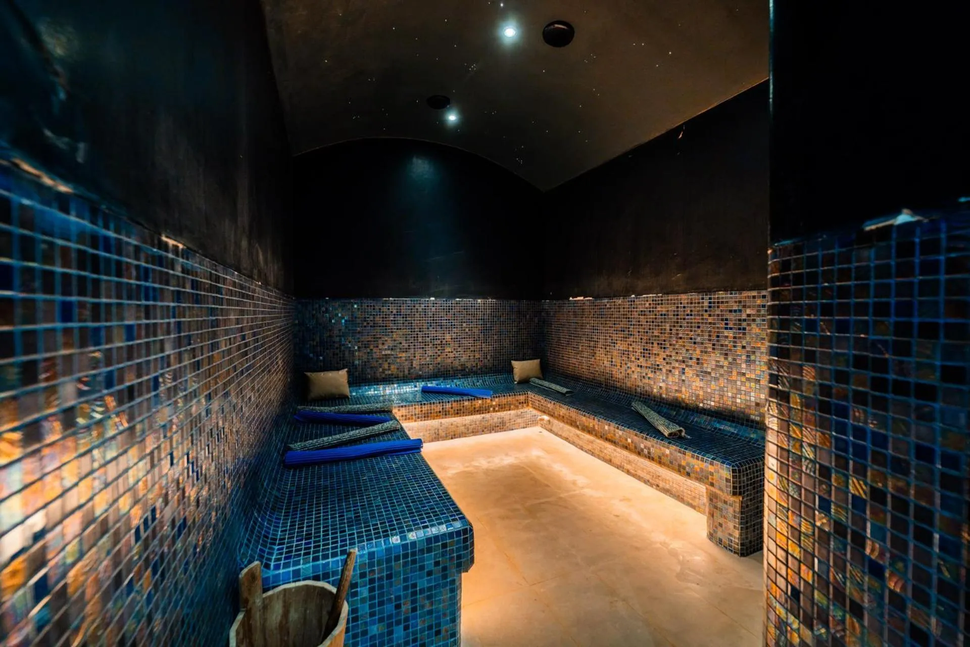 Hot Tub in Ysalis Riad Restaurant & Spa