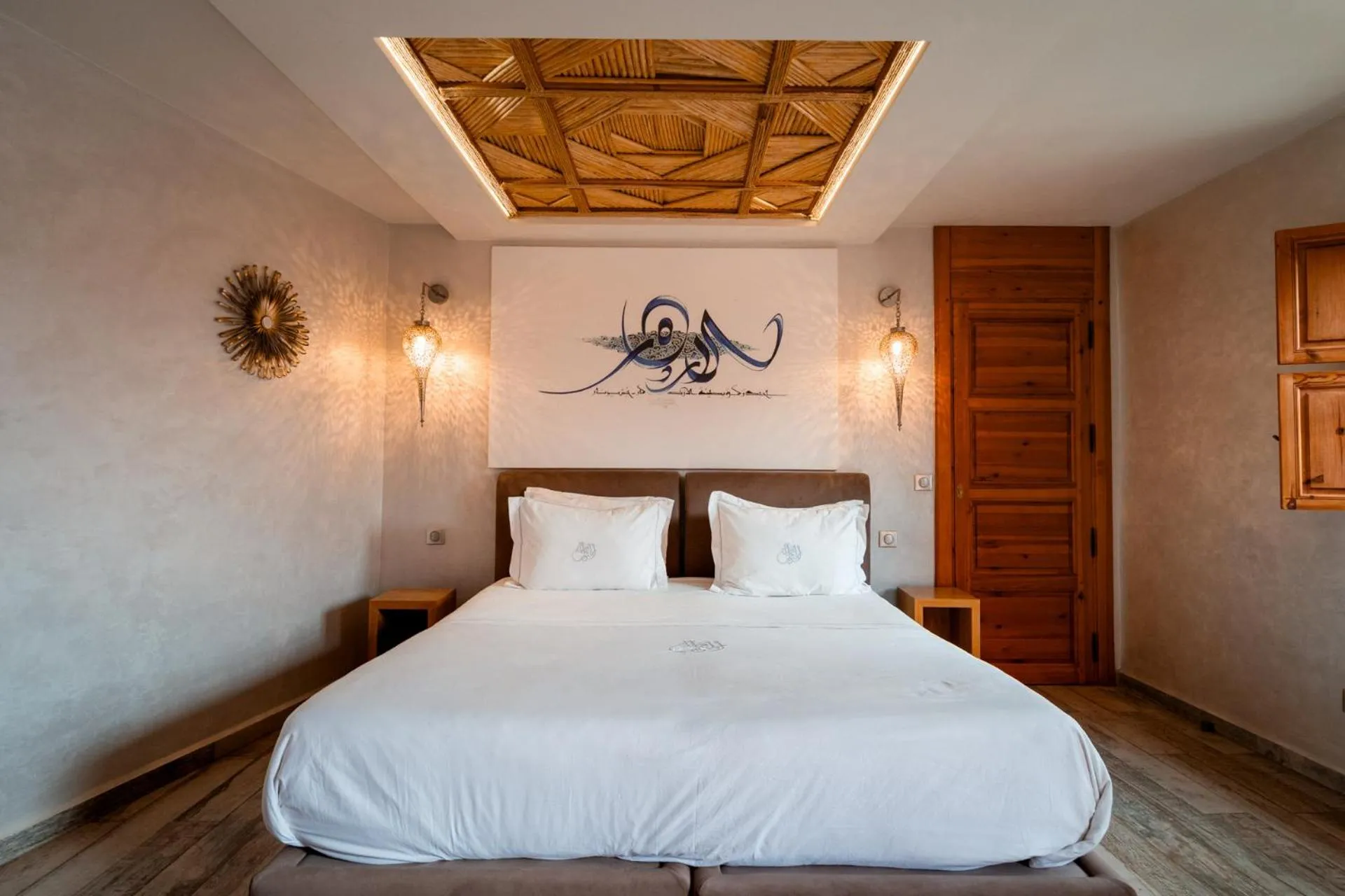Bed in Ysalis Riad Restaurant & Spa