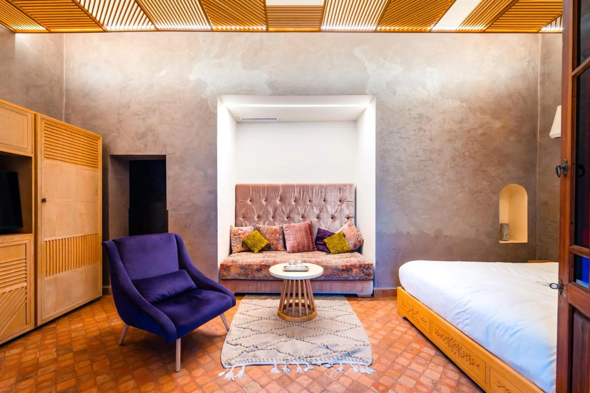 Bed in Ysalis Riad Restaurant & Spa