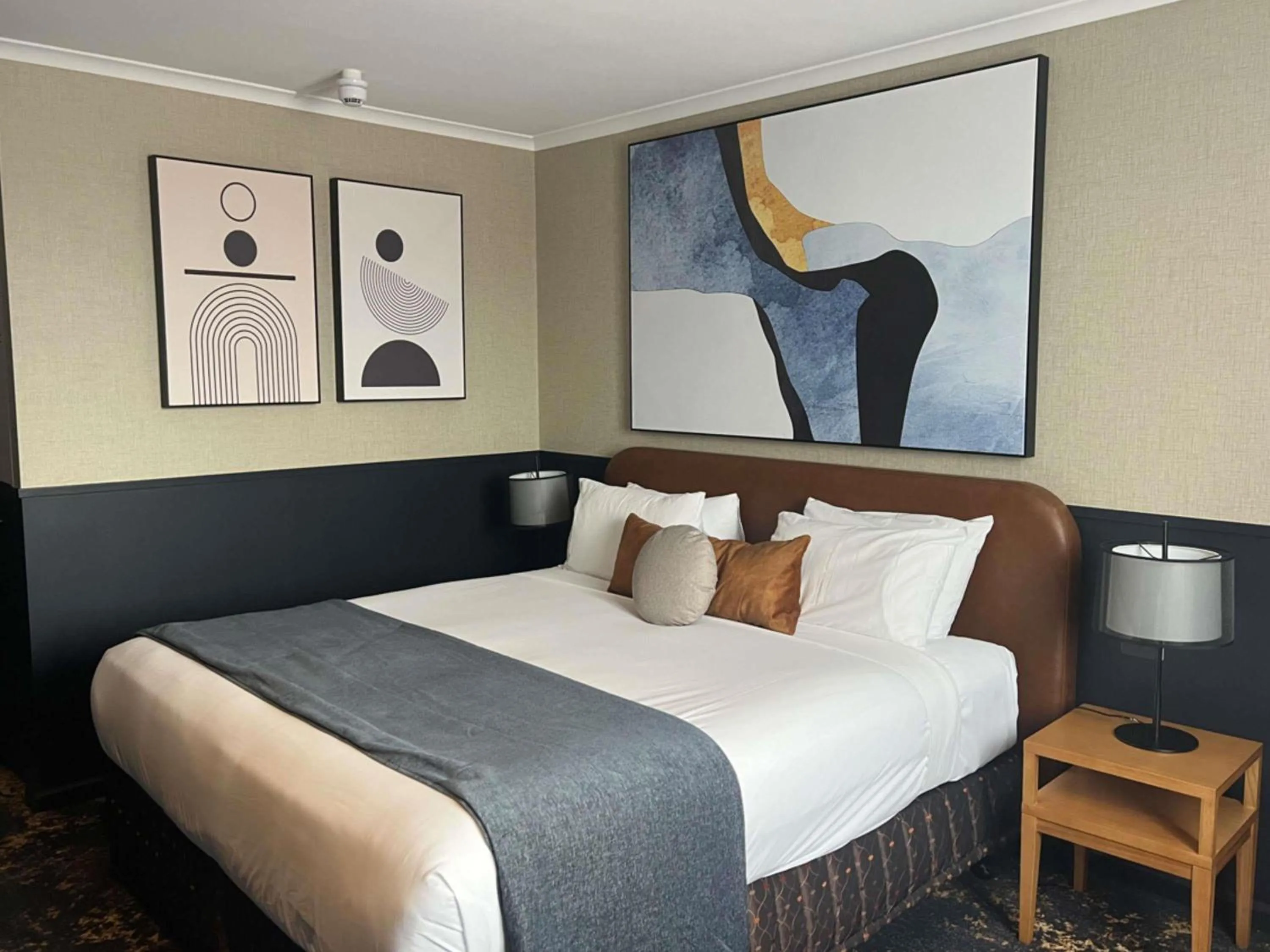 Bedroom, Bed in Mercure Albury