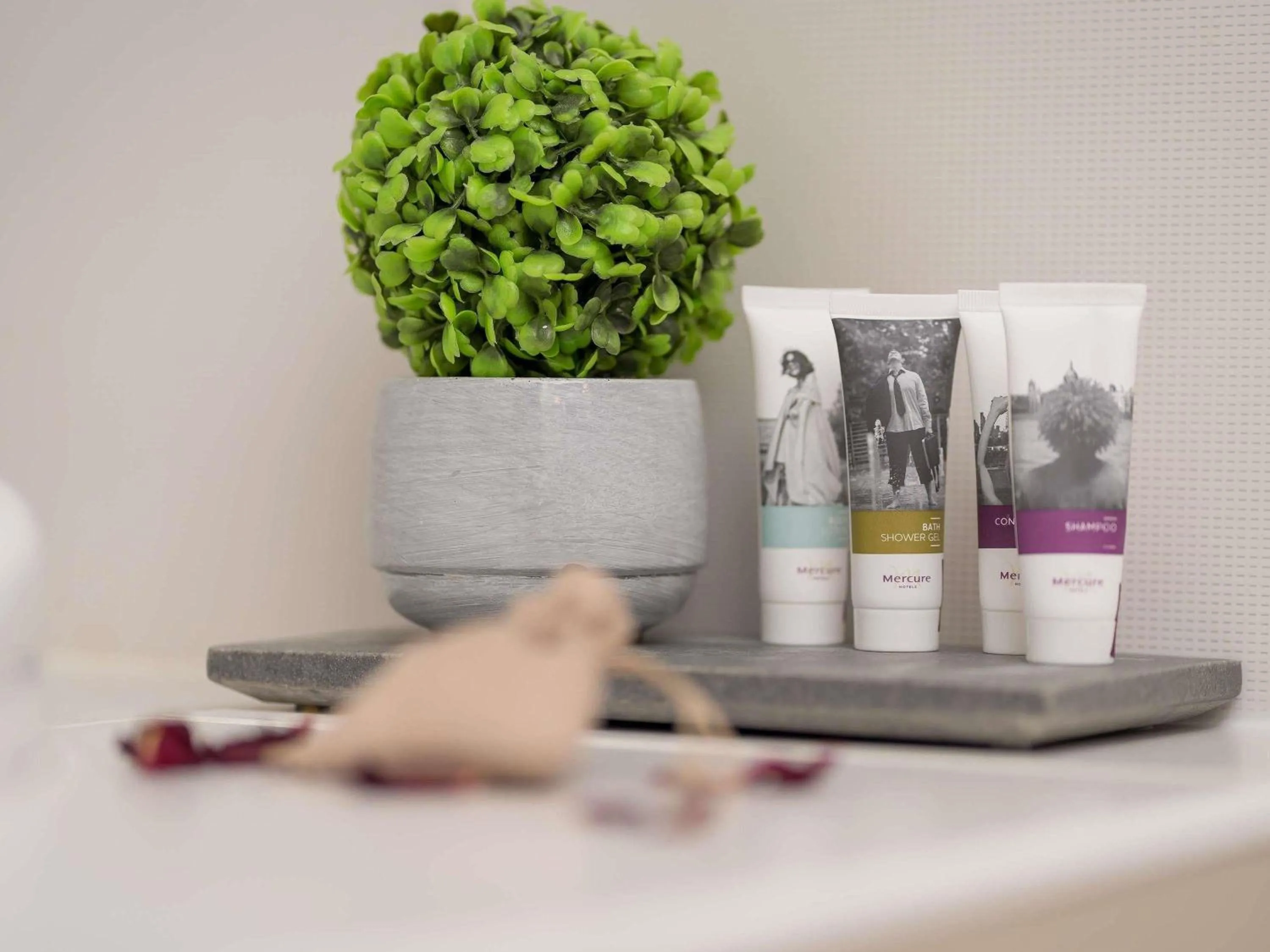 Bedroom in Mercure Albury