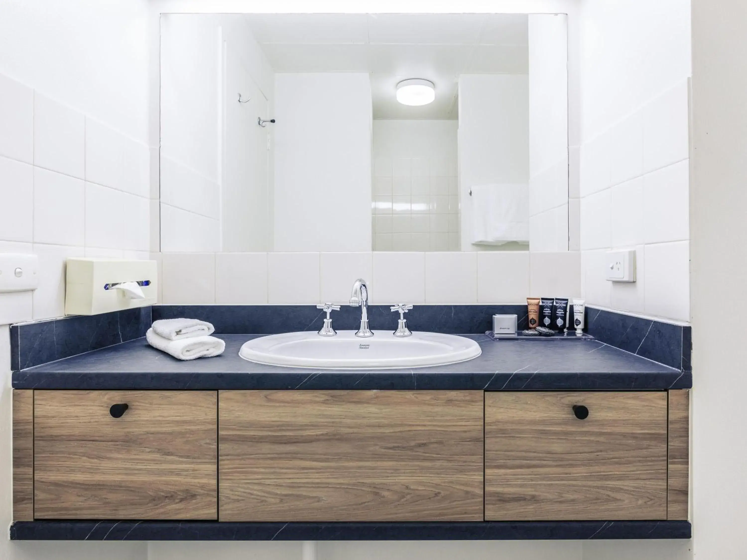 Superior Queen Room in Mercure Albury Superior Queen Room in Mercure Albury