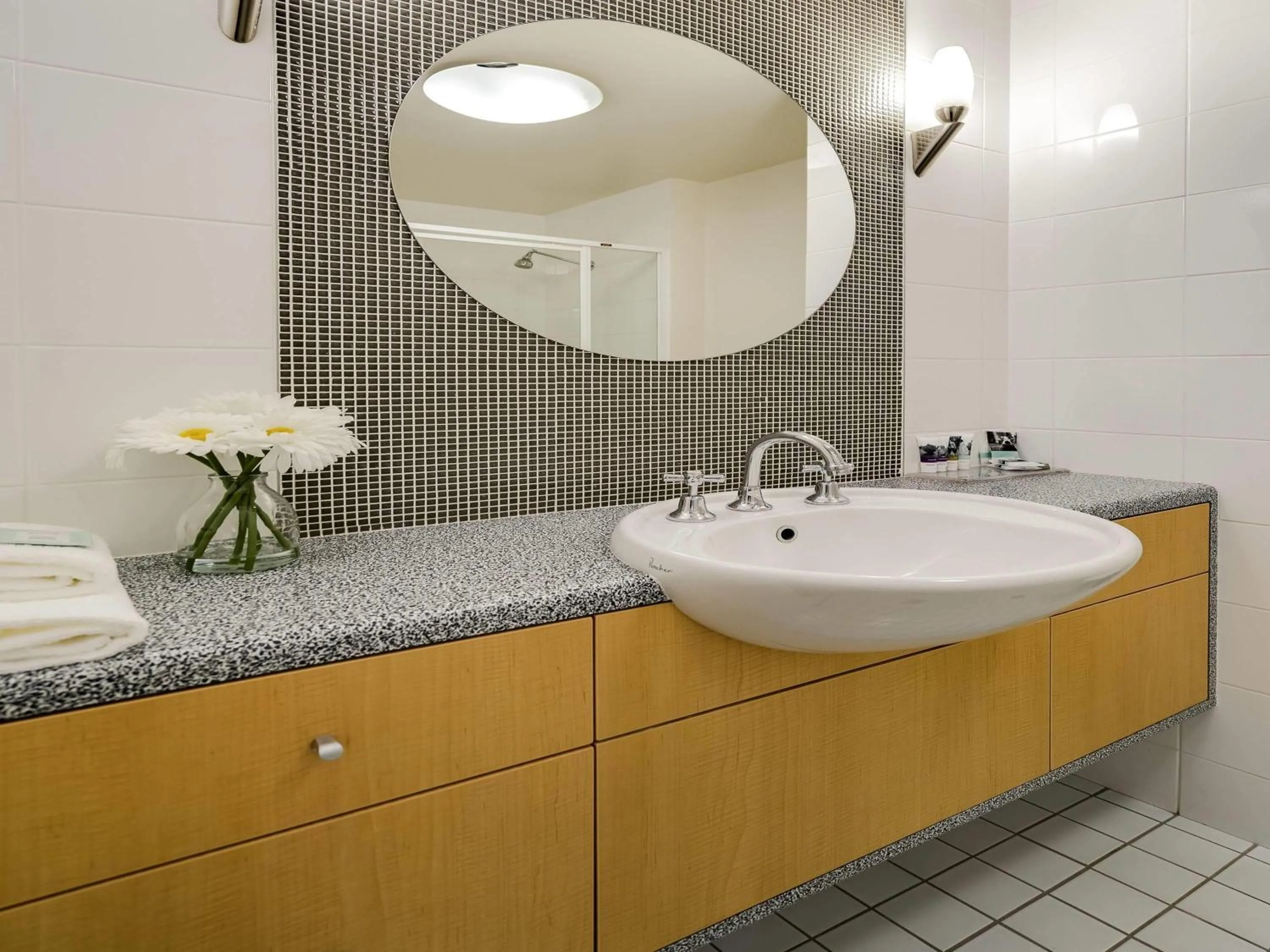 Bedroom in Mercure Albury