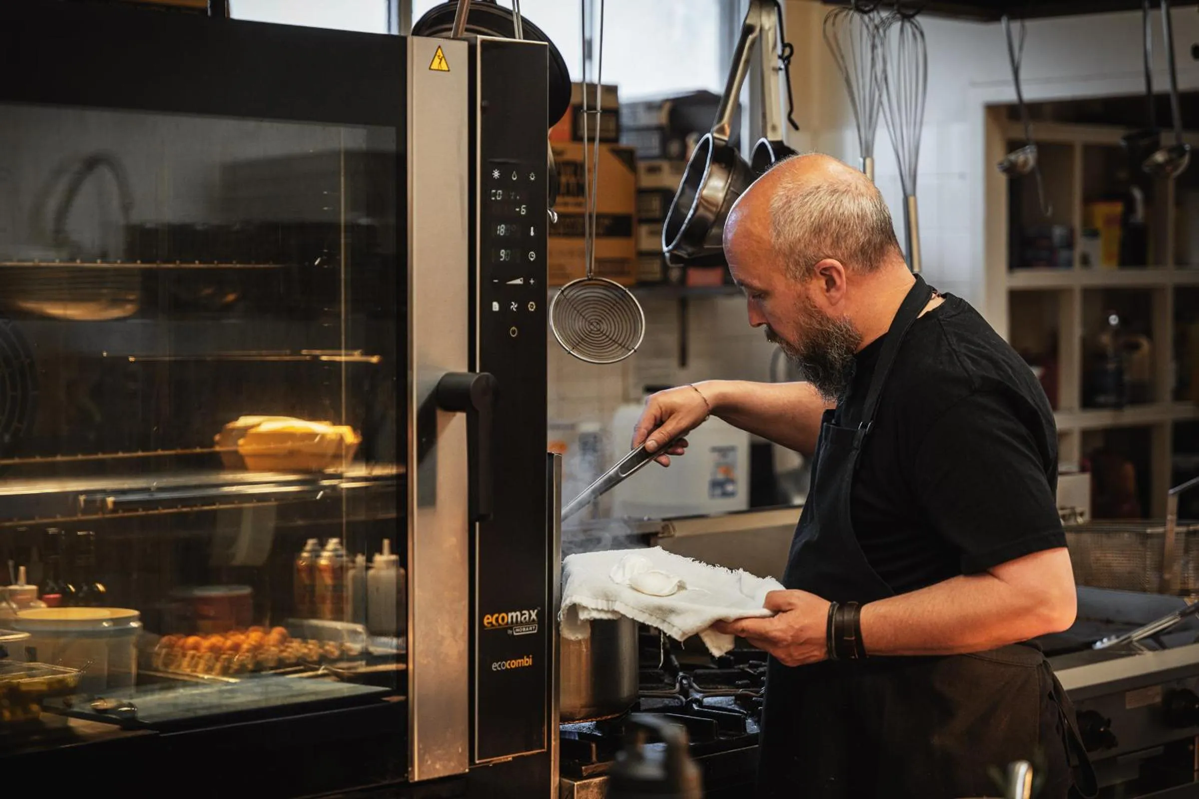 Breakfast in Mercure Albury