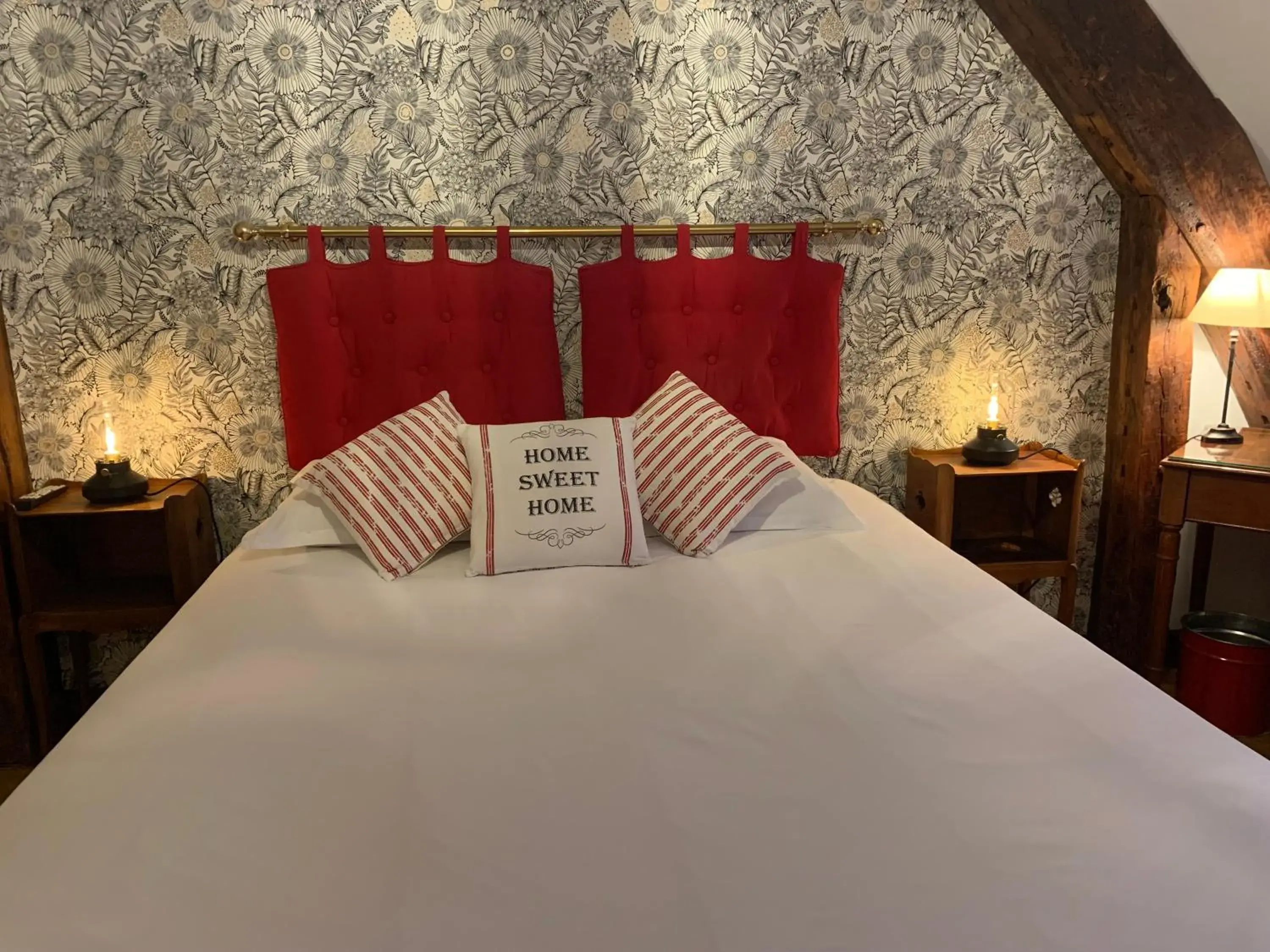 Double Room with Extra Bed - single occupancy in Le Clos Elisa Double Room with Extra Bed - single occupancy in Le Clos Elisa