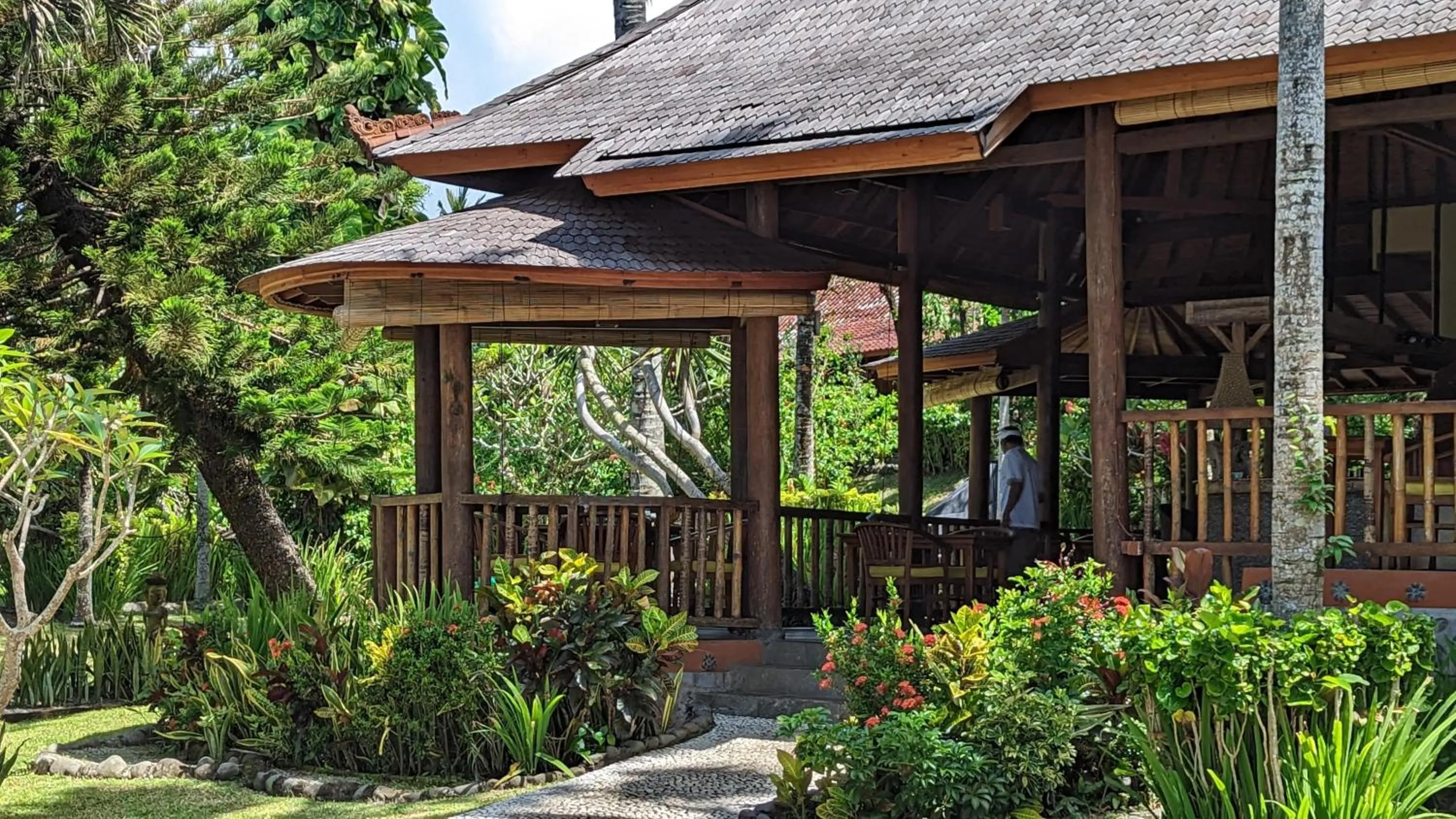 Restaurant/places to eat in Puri Dajuma Beach Eco-Resort & Spa