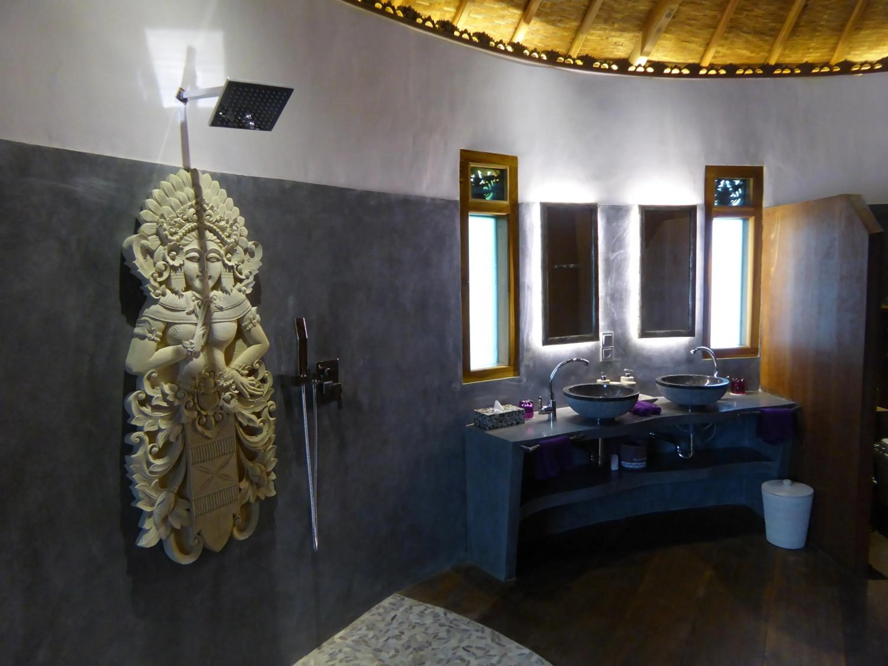 Bathroom, Bed in Puri Dajuma Beach Eco-Resort & Spa