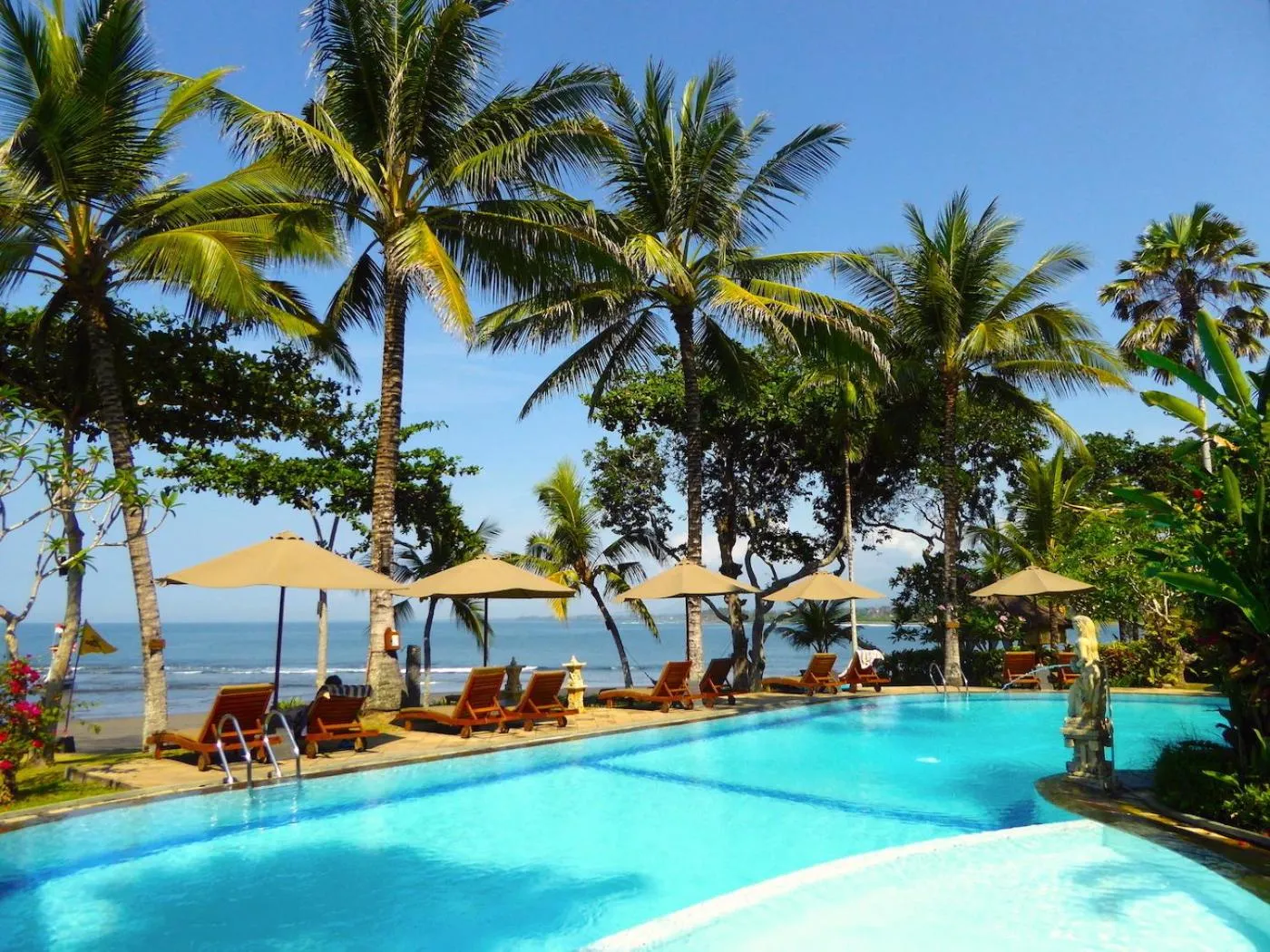 Swimming pool in Puri Dajuma Beach Eco-Resort & Spa