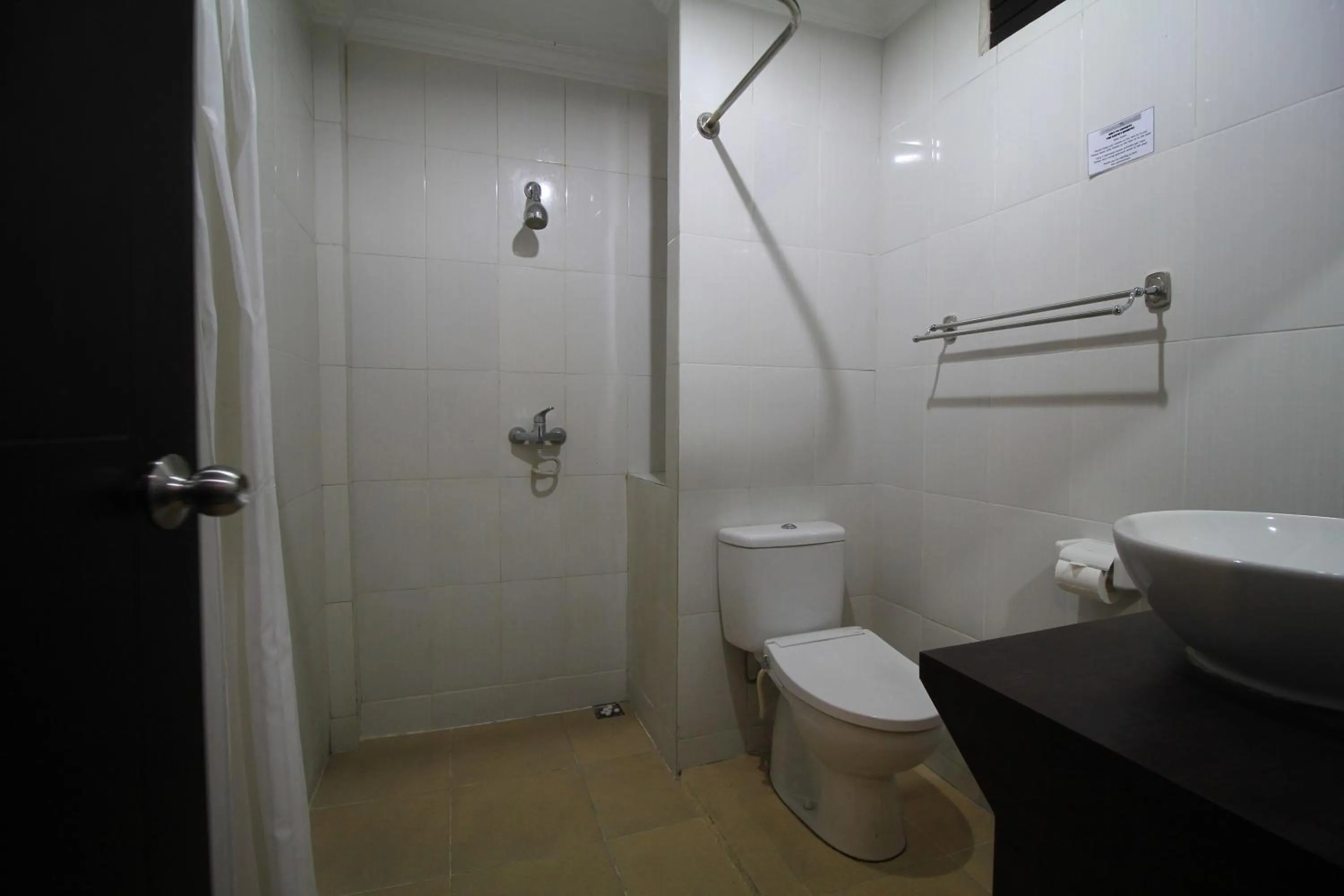 Toilet in Bakung Sari Resort