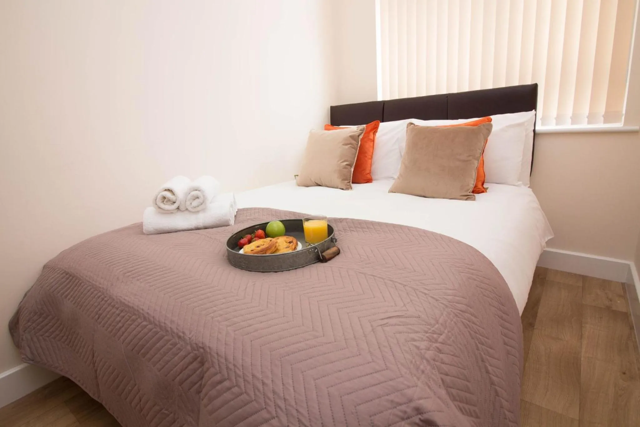 Bed in DPV - Above Bar Street Apartments