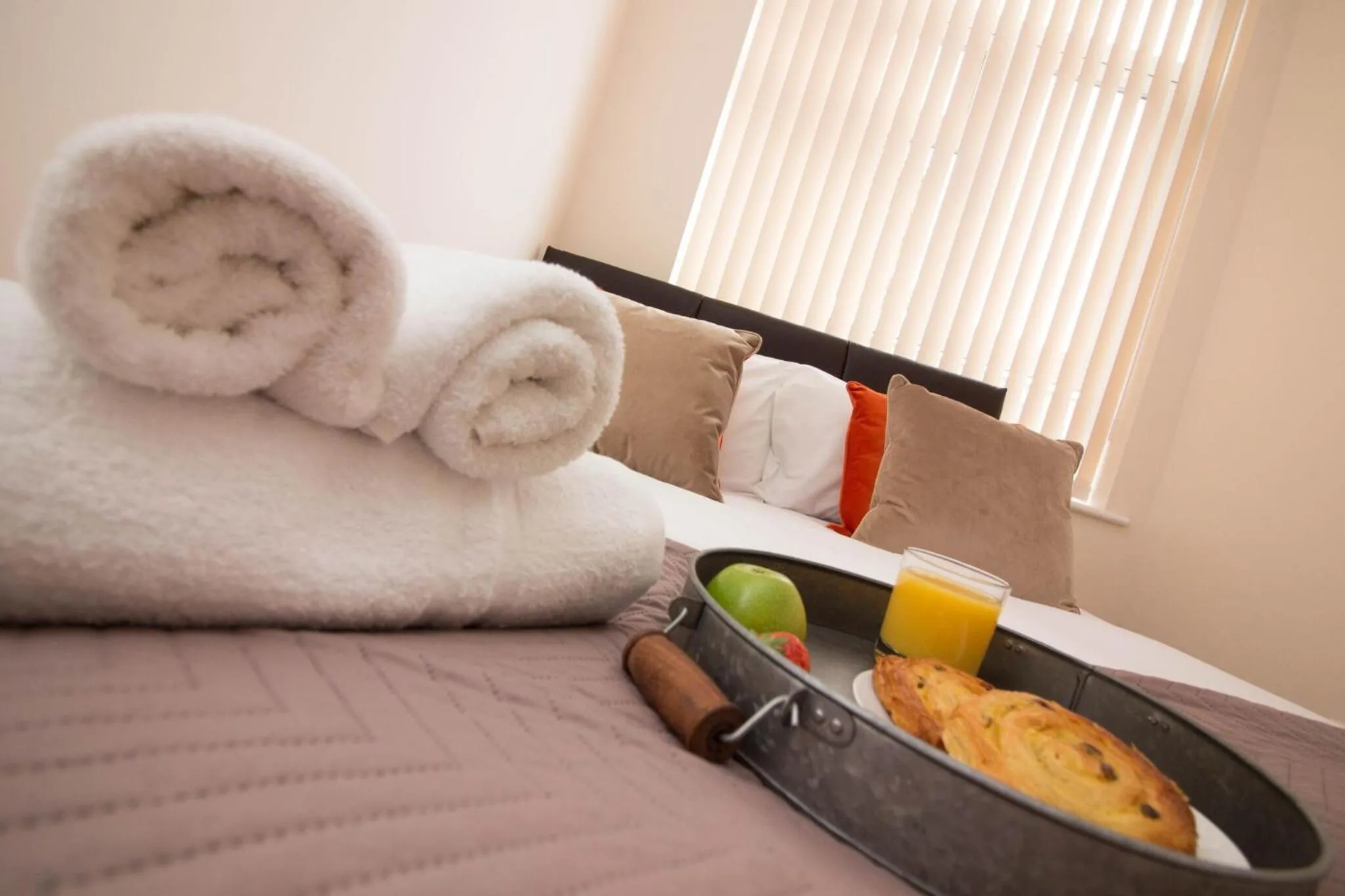 Bed in DPV - Above Bar Street Apartments