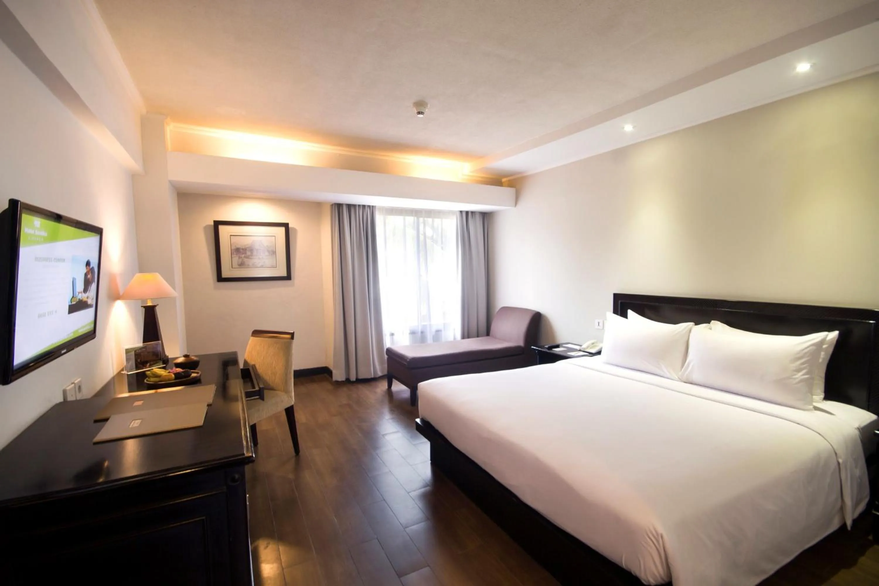 Bed in Hotel Santika Cirebon