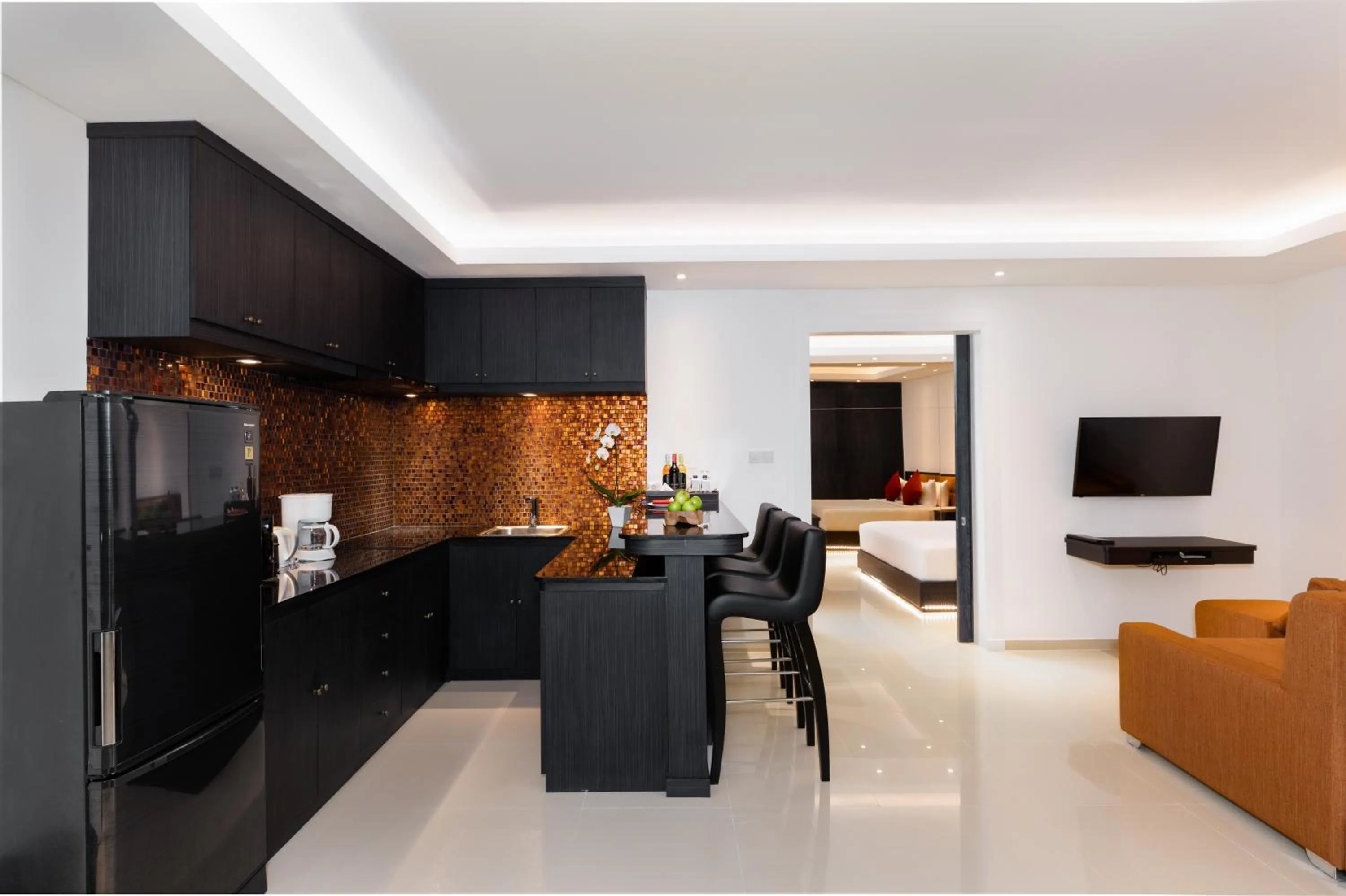 Kitchen or kitchenette in Downtown Villas