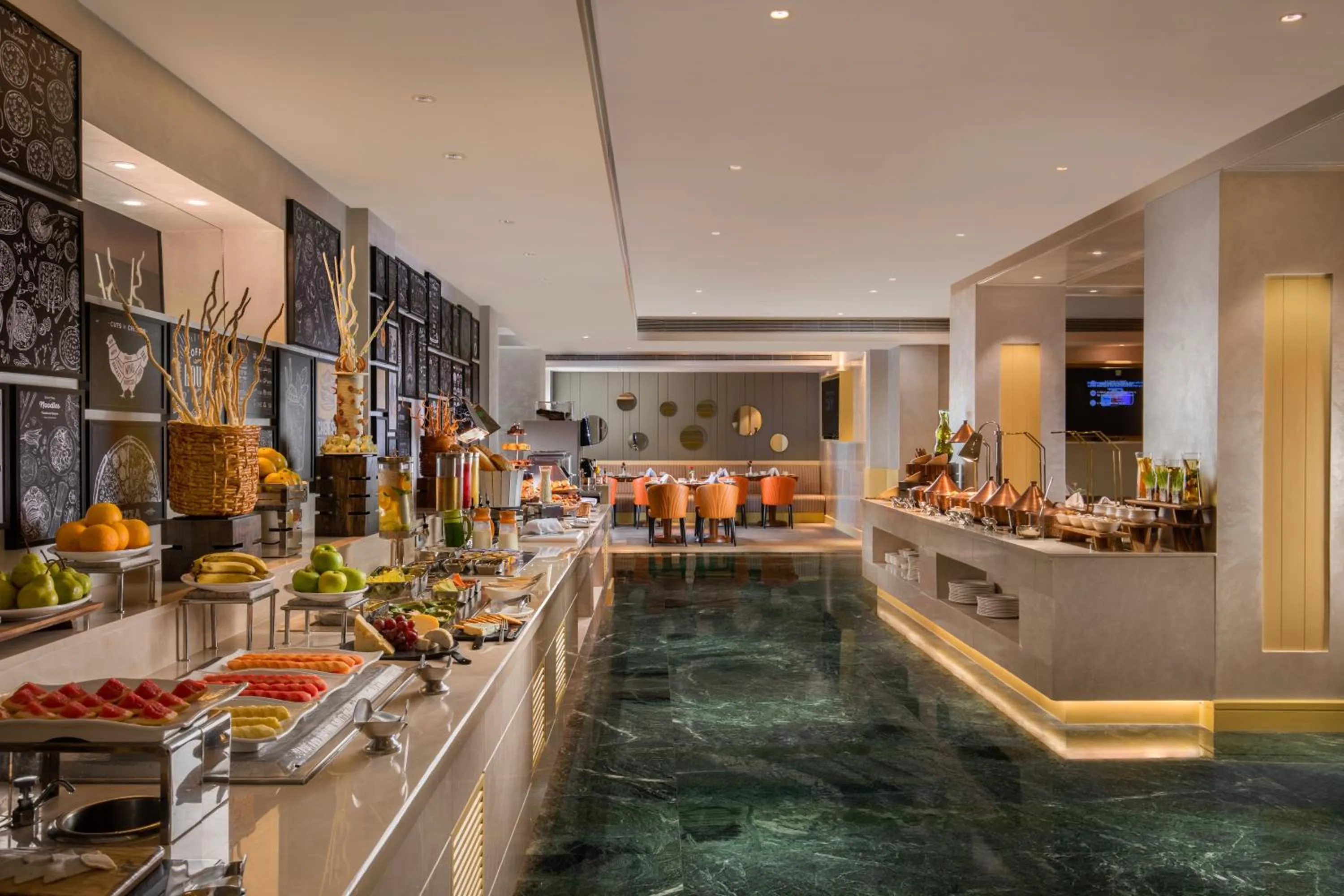 Restaurant/places to eat in Holiday Inn Agra MG Road an IHG Hotel