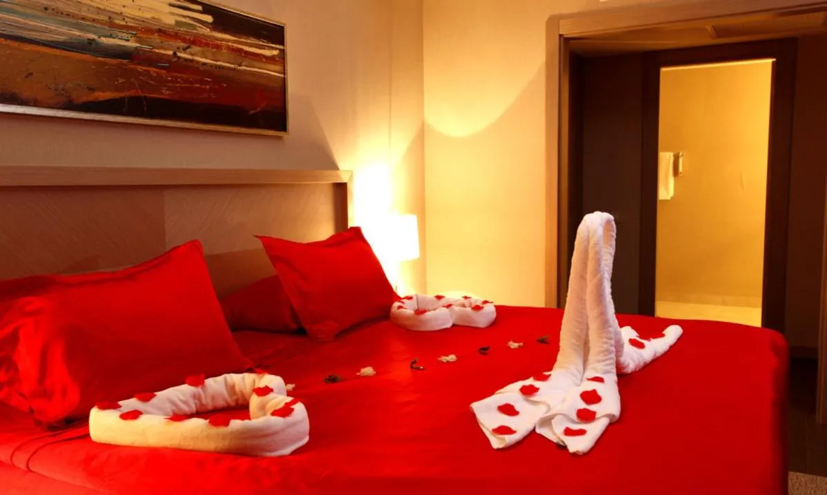 Bed in Ramada Plaza By Wyndham Kahramanmaras