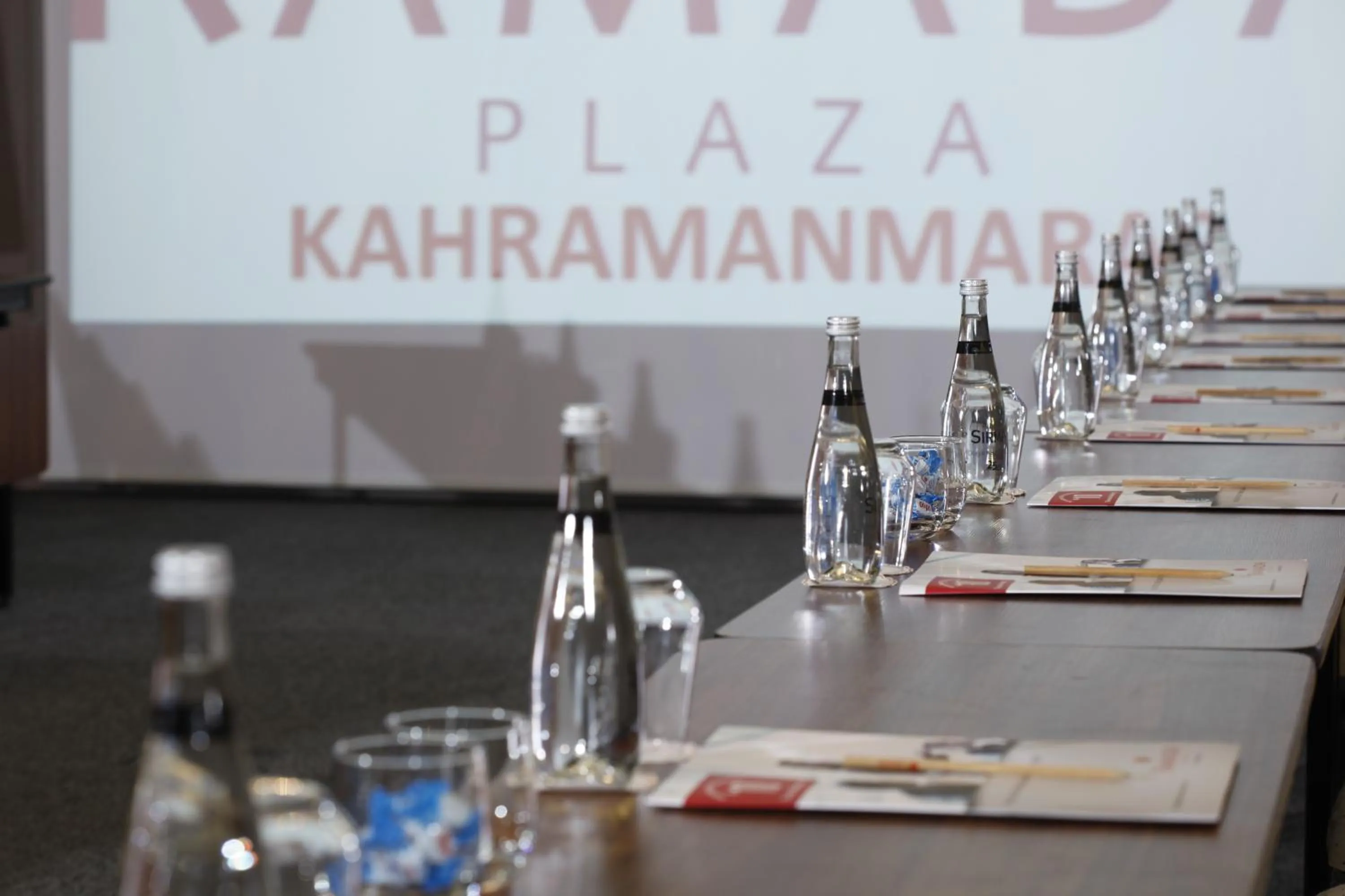 Meeting/conference room in Ramada Plaza By Wyndham Kahramanmaras