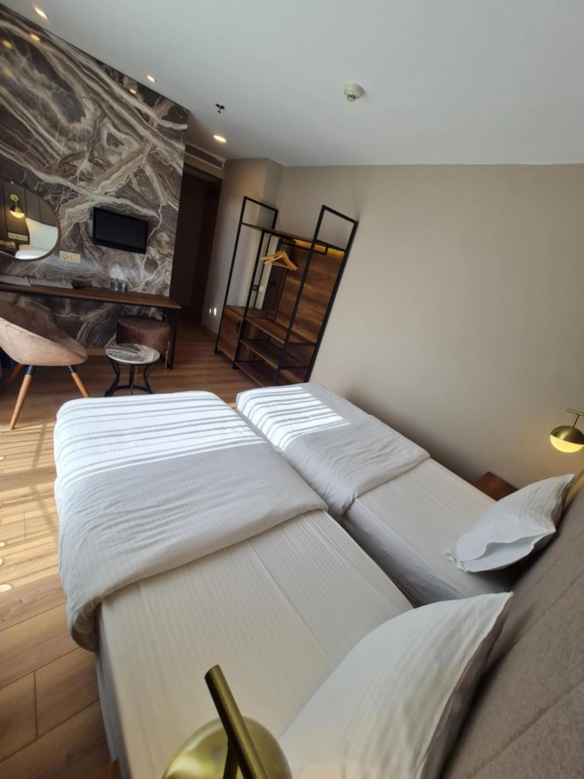 Photo of the whole room, Bed in Air Boss Istanbul Airport and Fair Hotel