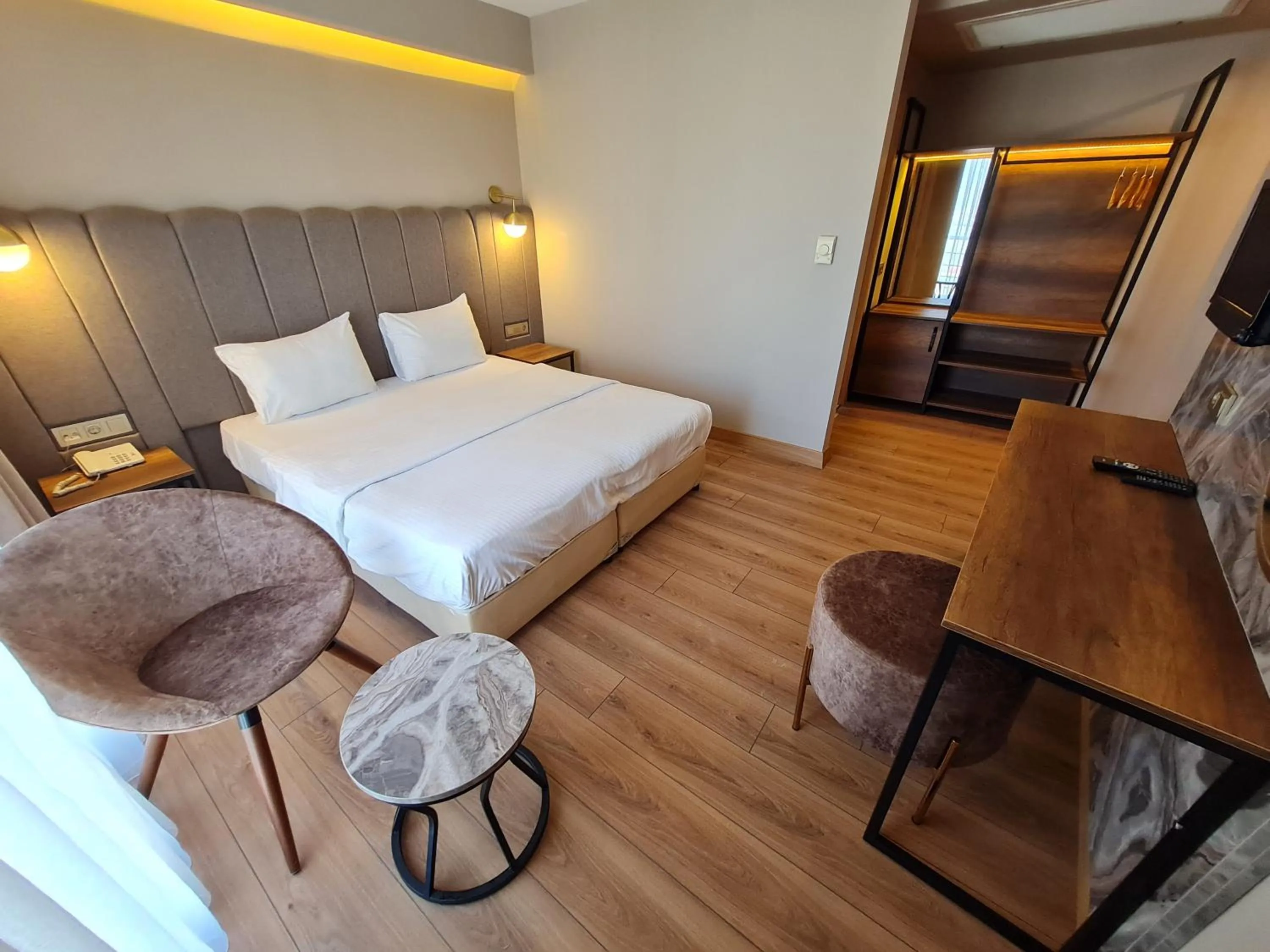Photo of the whole room, Bed in Air Boss Istanbul Airport and Fair Hotel