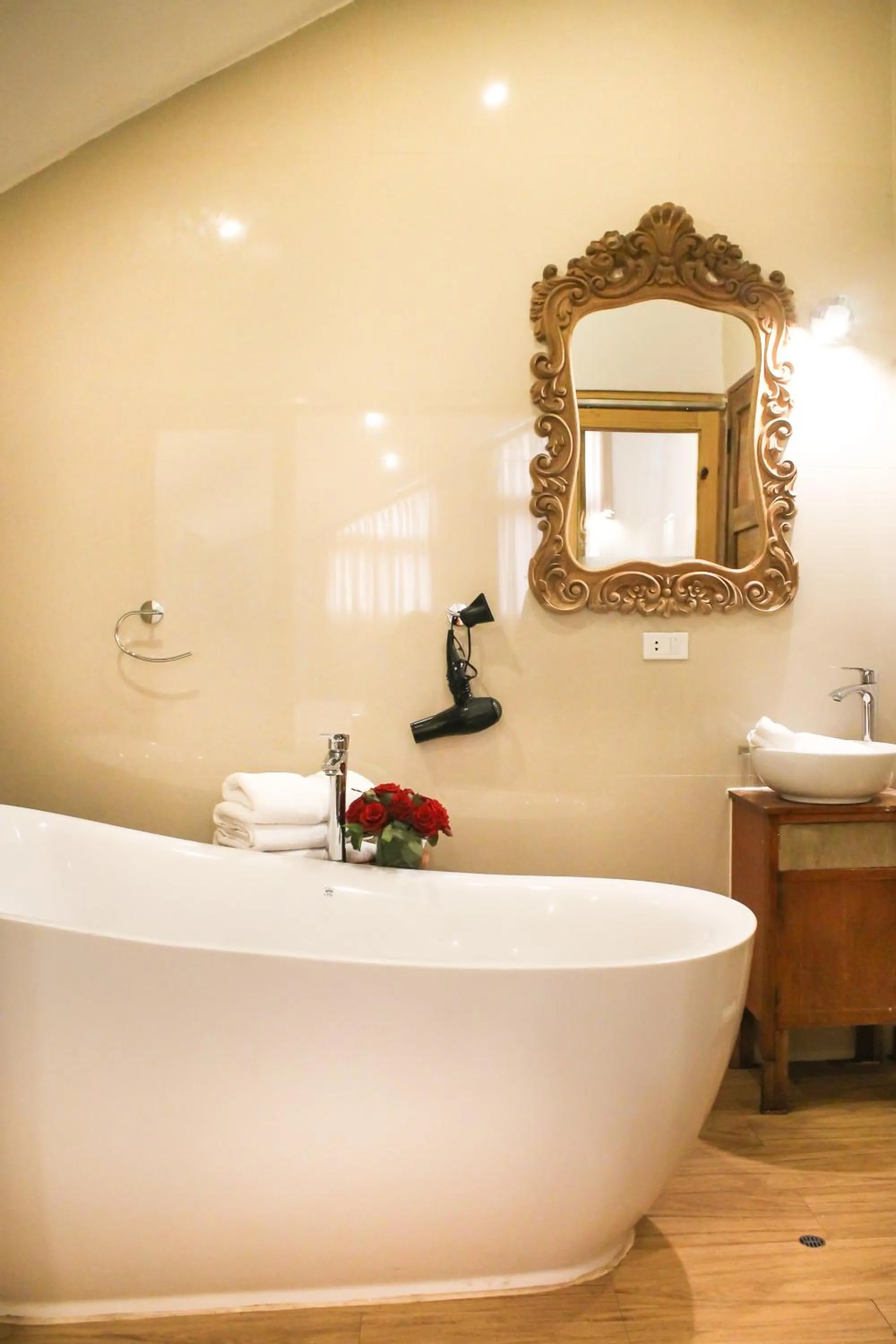 Bathroom in Waman Qorikancha