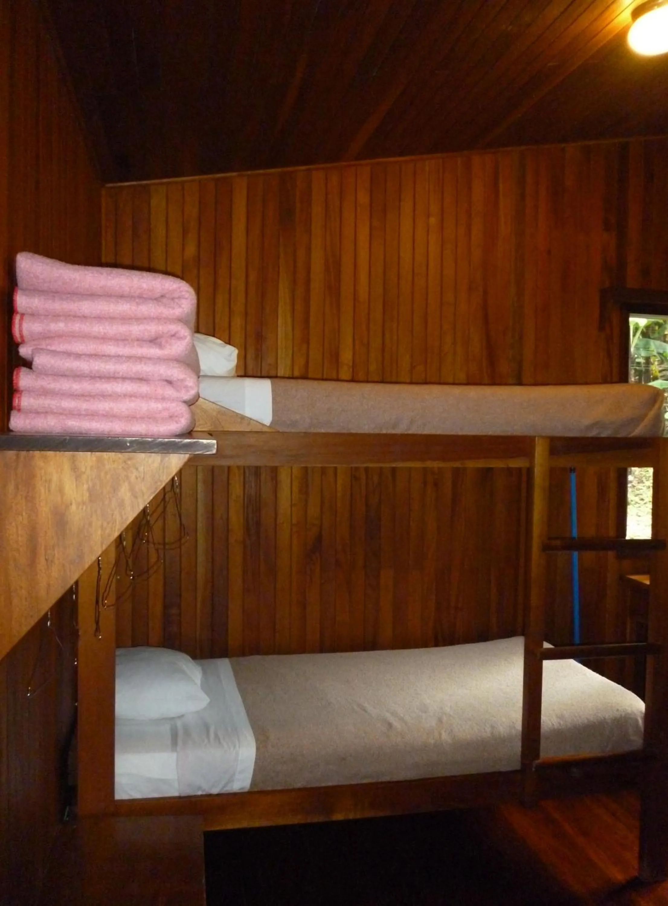 bunk bed, Bed in Arco Iris Lodge