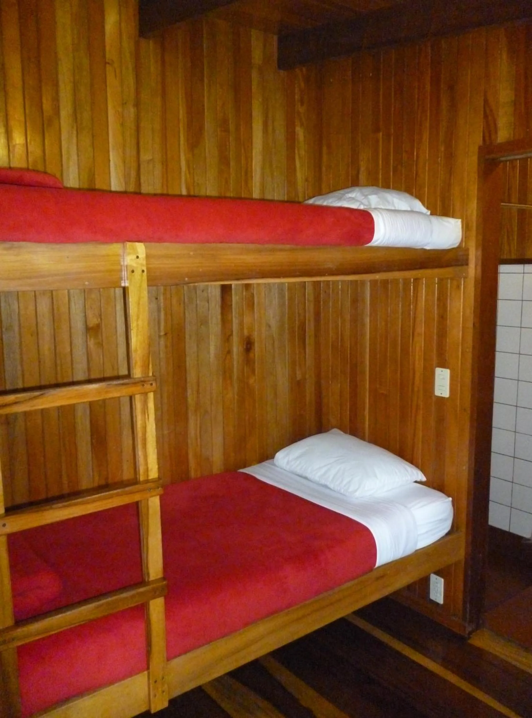 bunk bed, Bed in Arco Iris Lodge