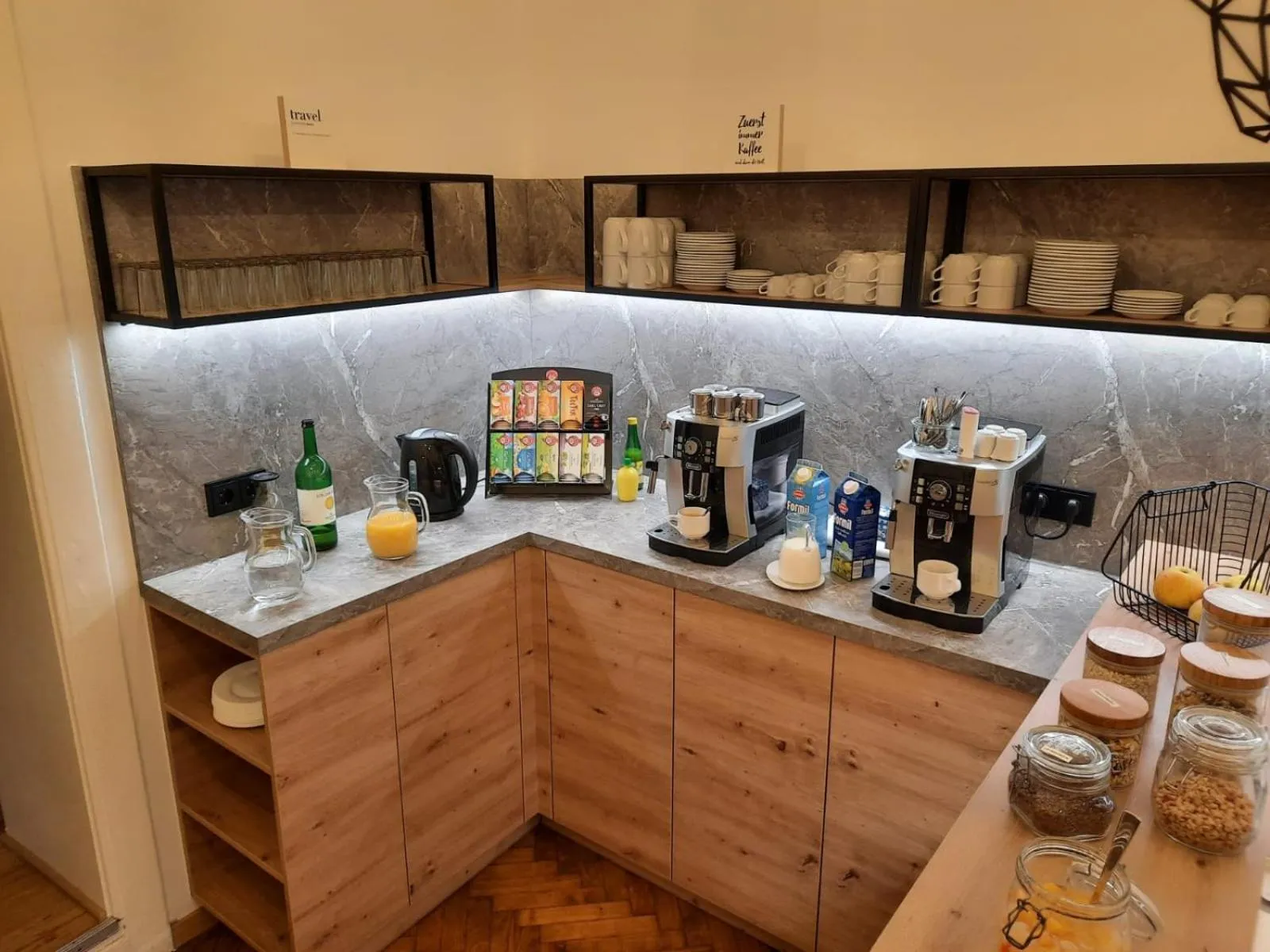 Buffet breakfast in Frühstückshaus Wunderland