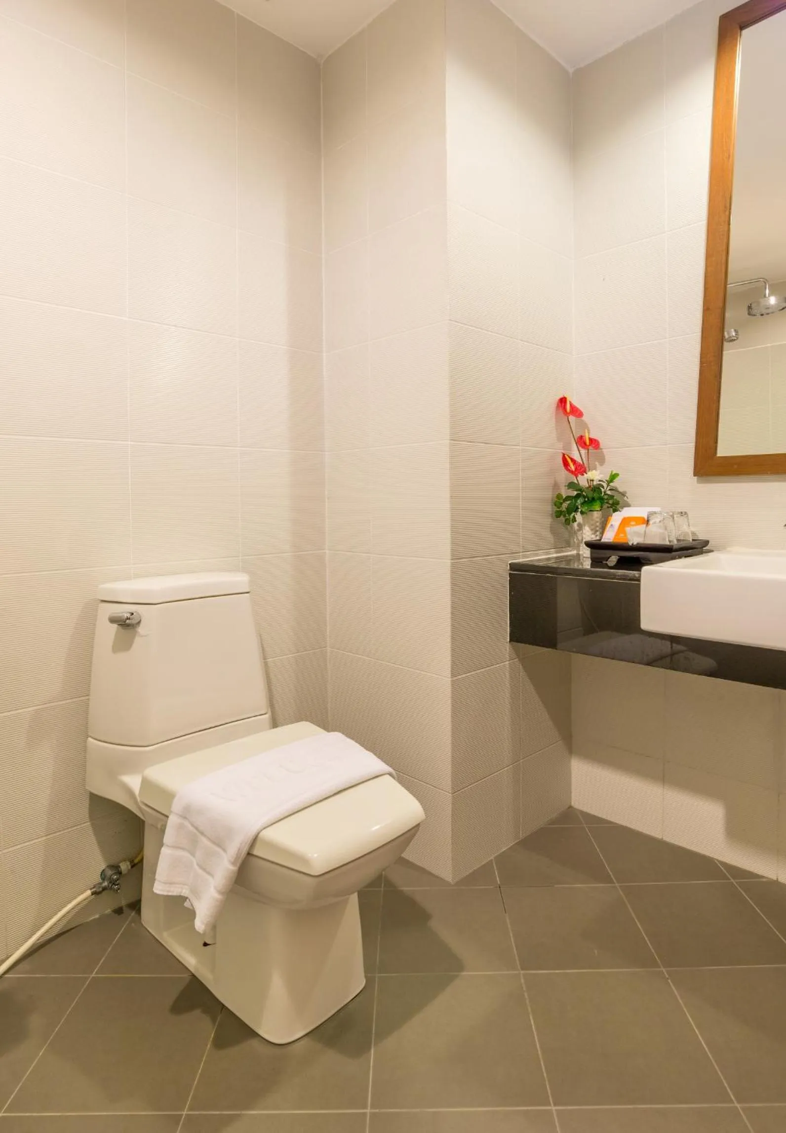 Photo of the whole room in Srisuksant Resort