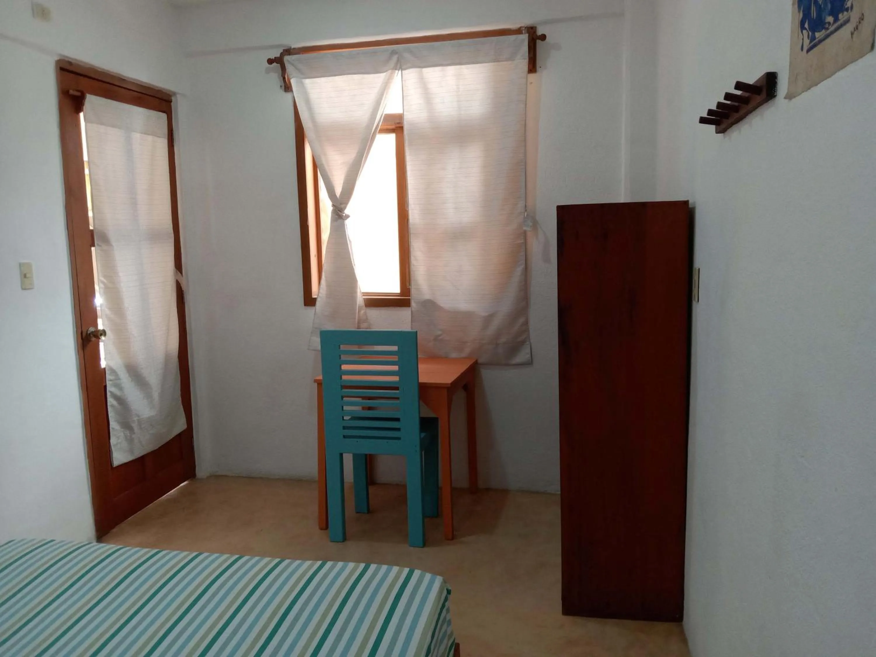 Photo of the whole room, Bed in Hotel Papaya Surf