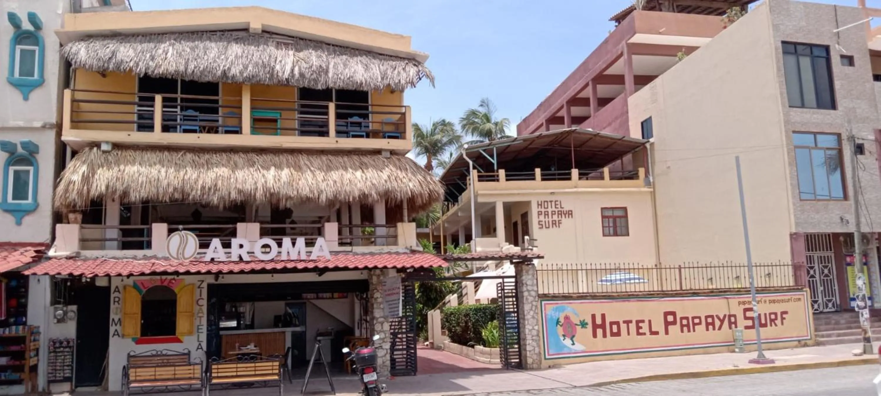 Property building in Hotel Papaya Surf