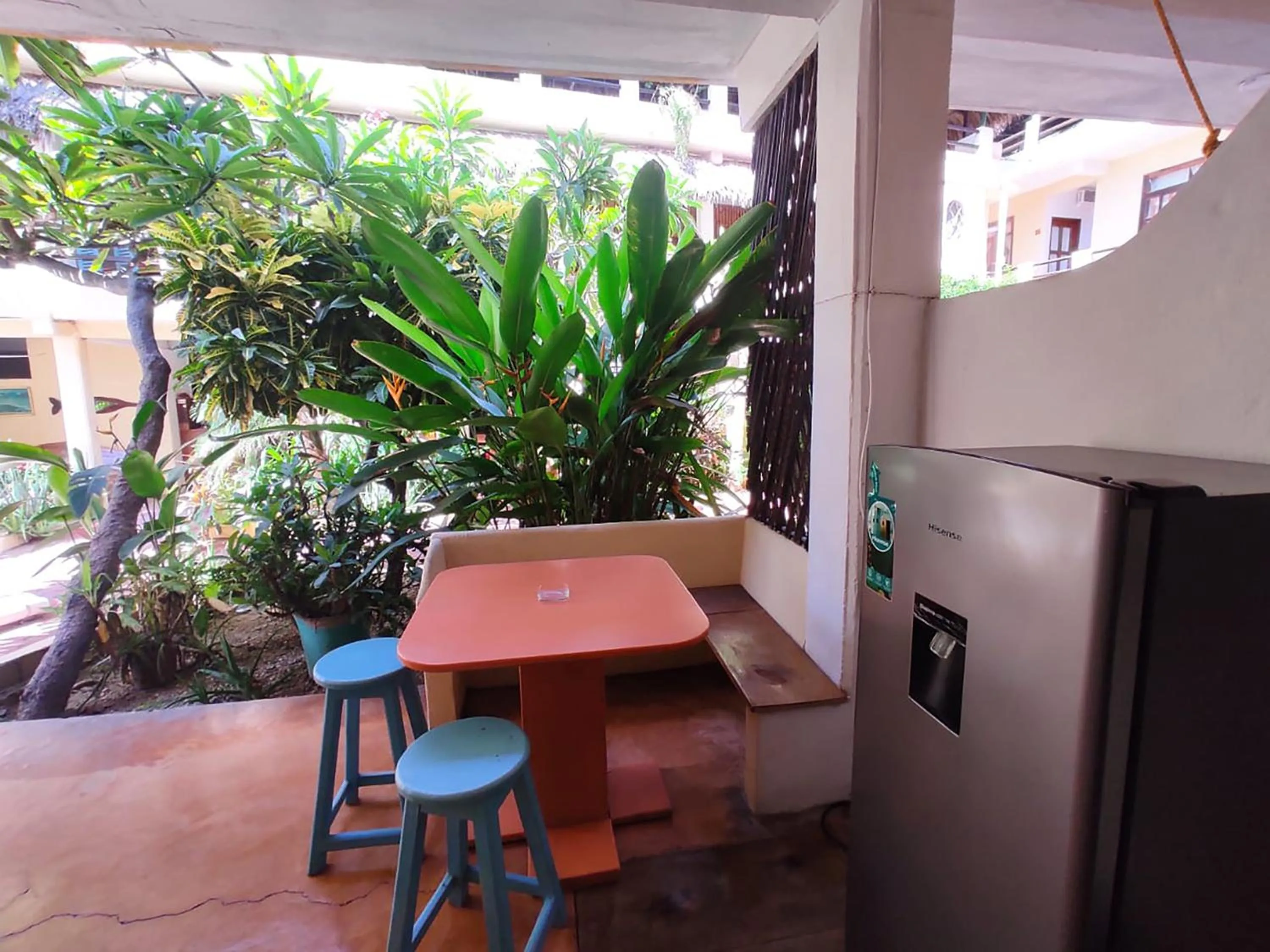 Patio in Hotel Papaya Surf