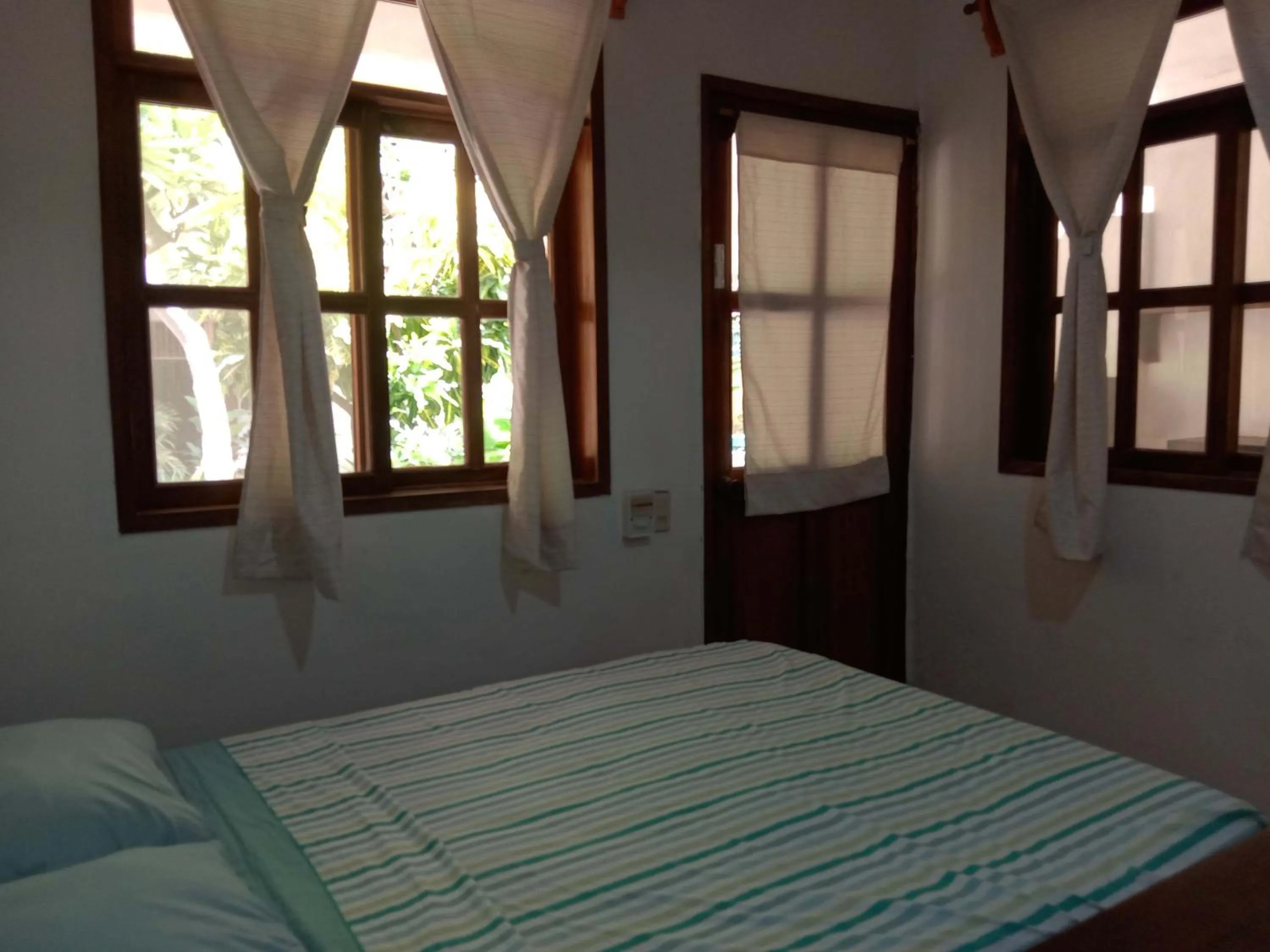 Photo of the whole room, Bed in Hotel Papaya Surf