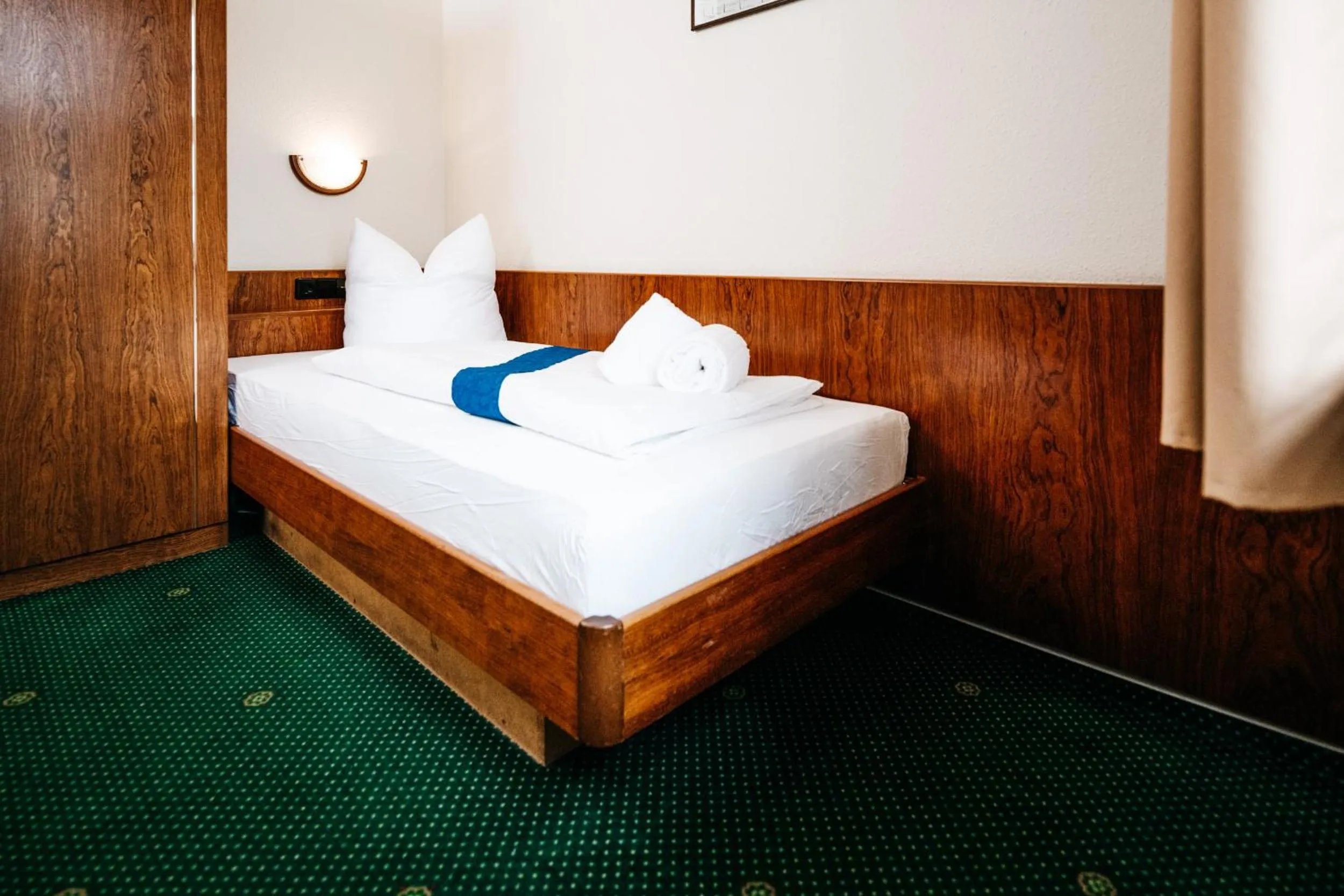 Bed in Hotel Brander Hof