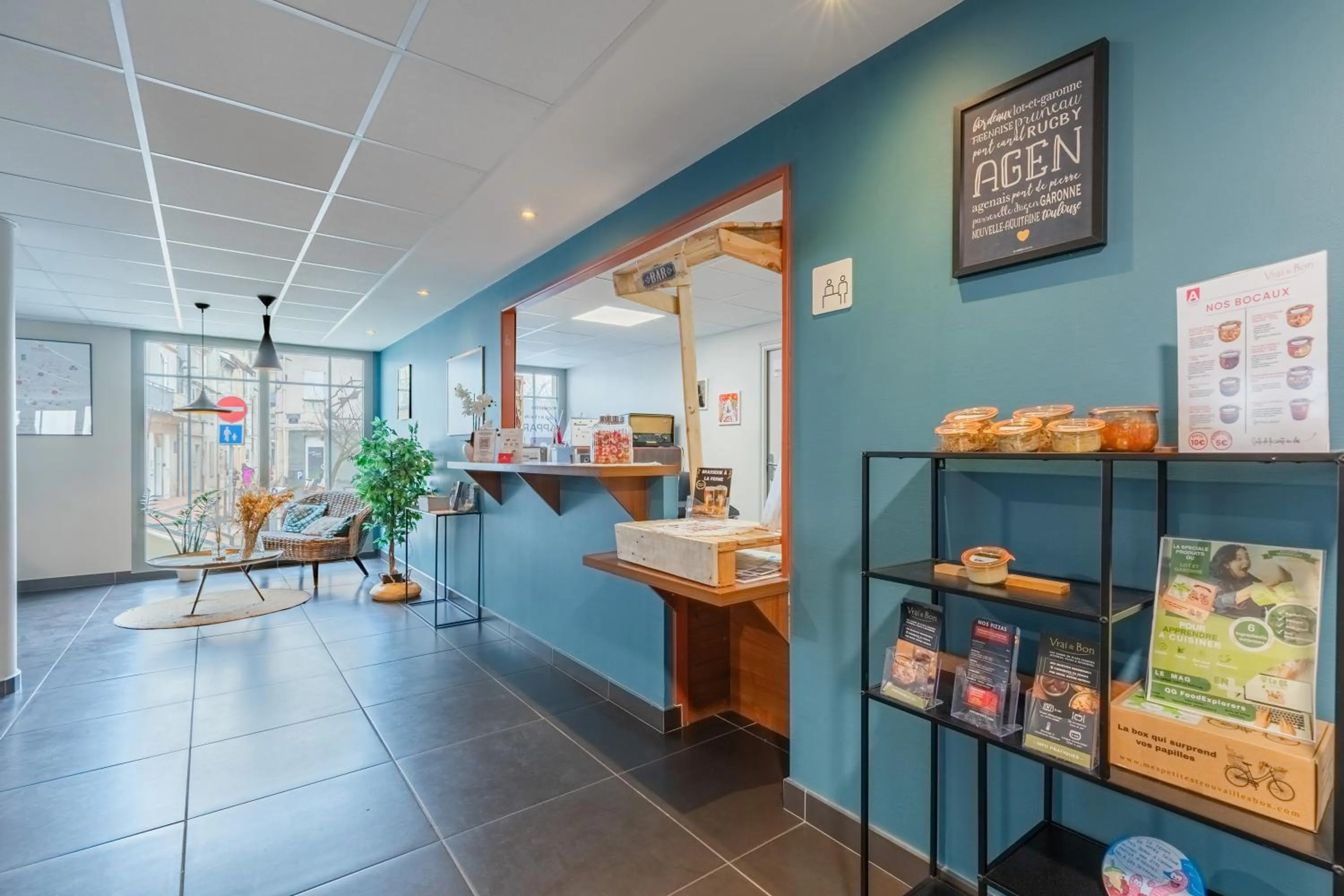 Lobby or reception in Appart'City Confort Agen Centre