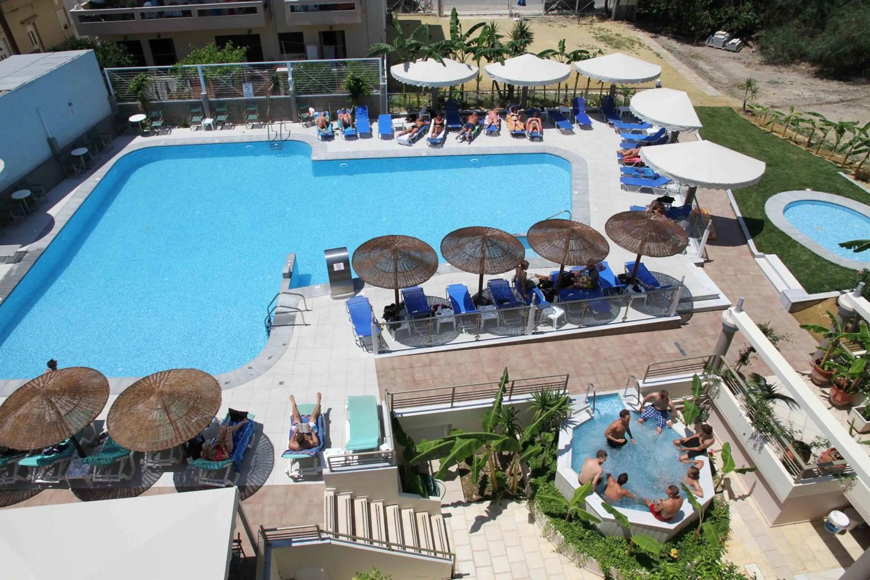 Swimming pool in Astron Hotel