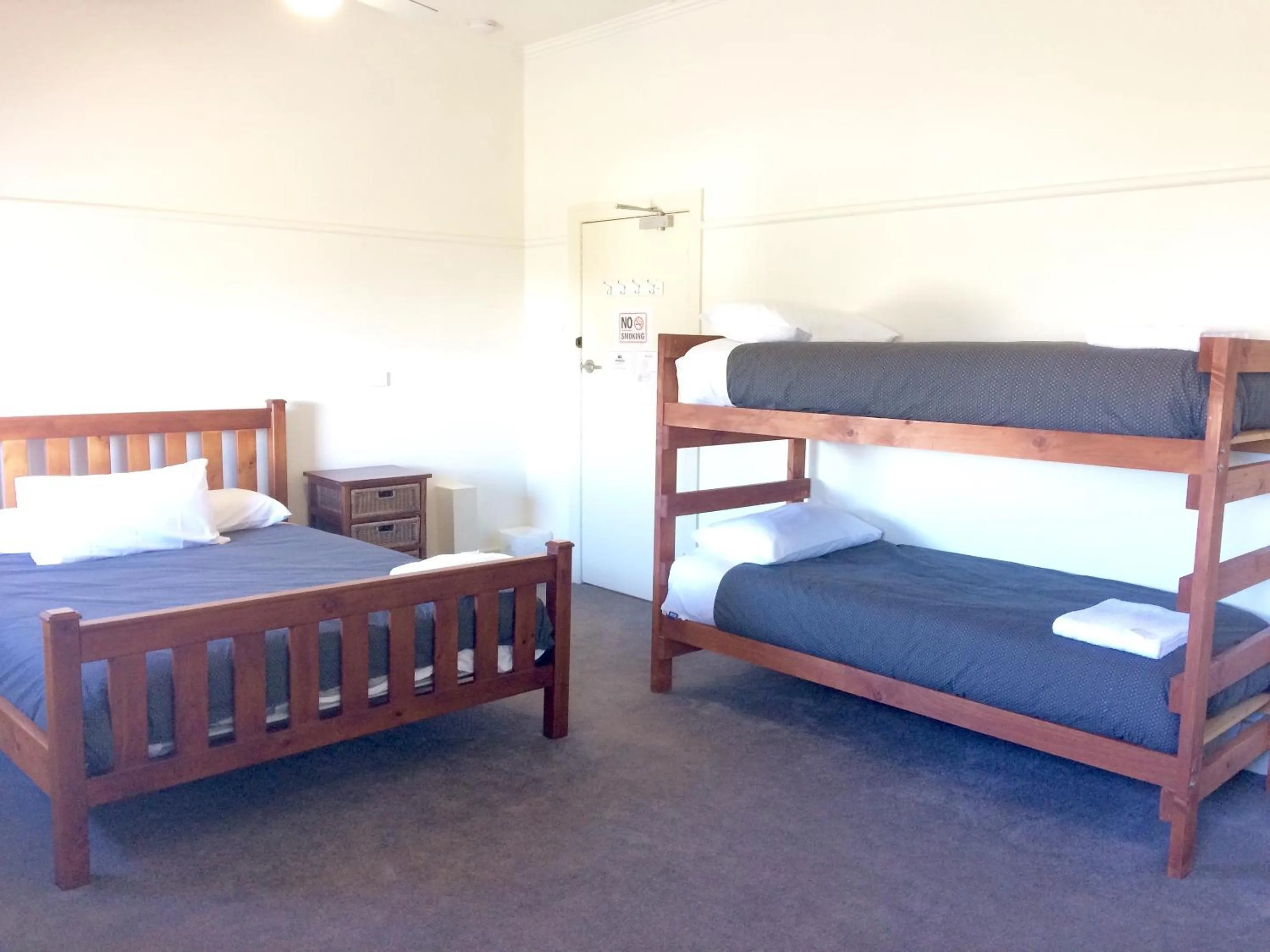 Bedroom, Bed in Great Ocean Road Brewhouse Apollo Bay